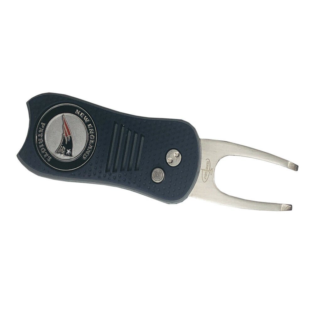 England Patriots Golf Ball Marker with Switchblade Divot Repair Tool