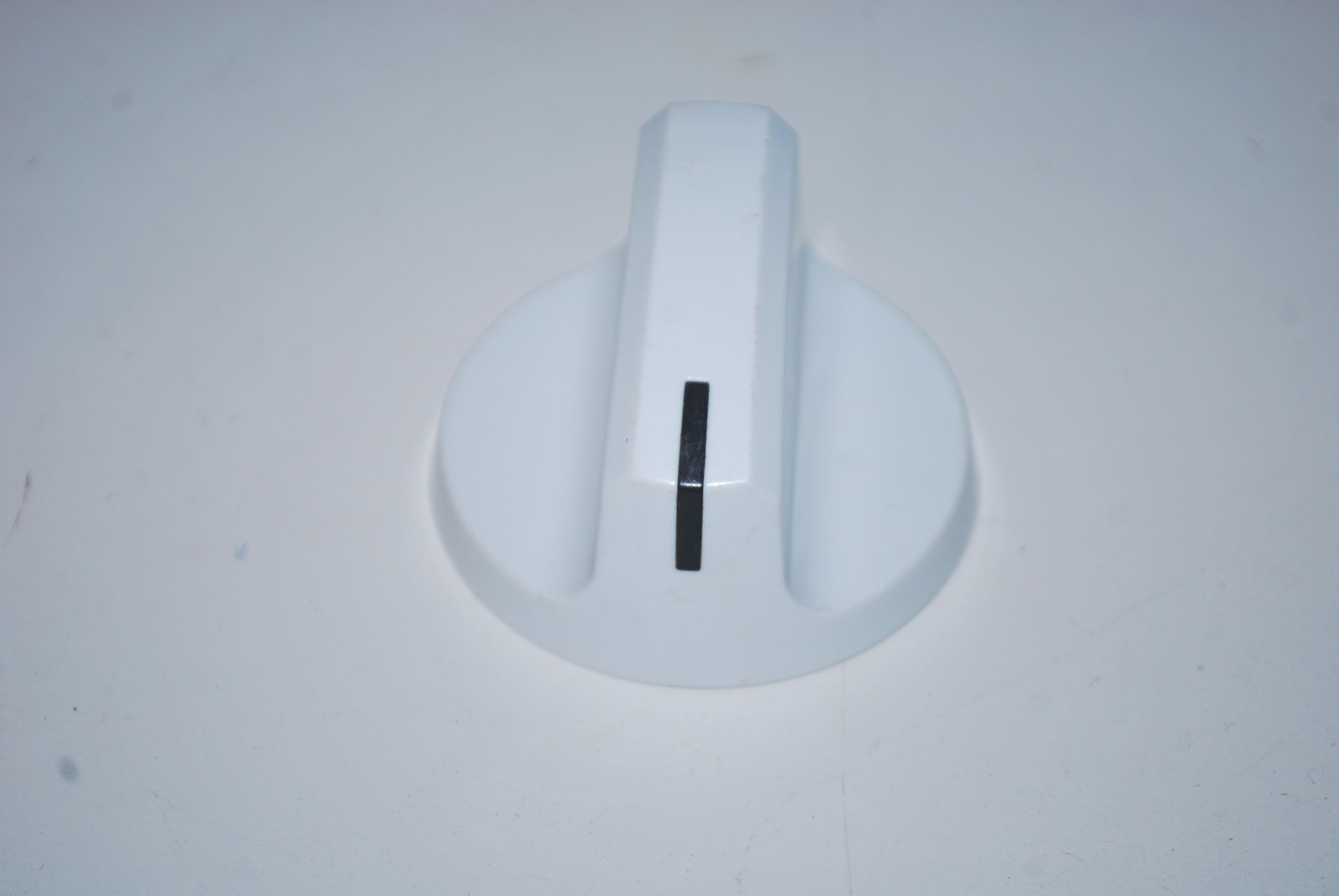 Frigidaire Range Oven Burner Knob White 3165438 or KIP 5H75