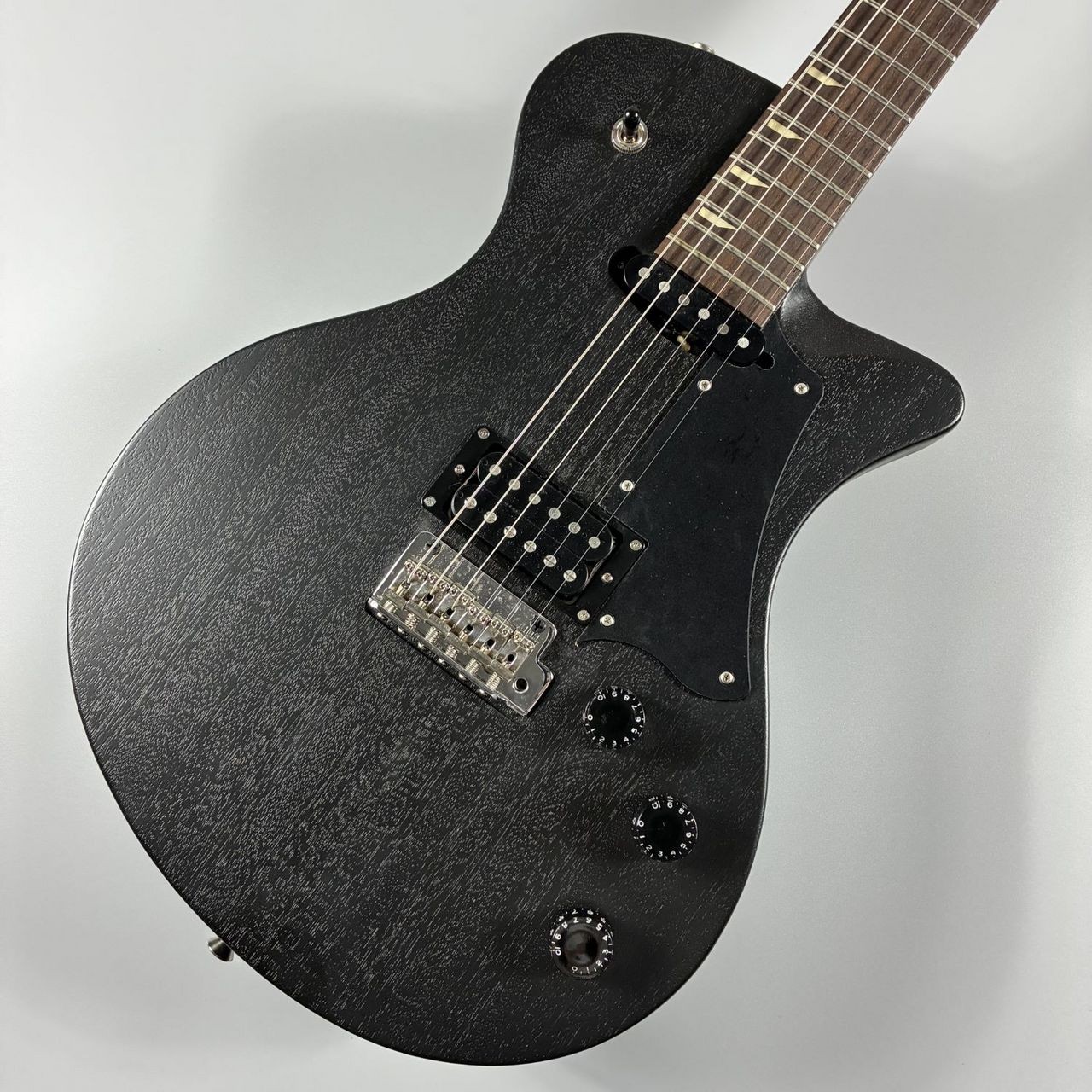 RYOGA BLACKHORNET