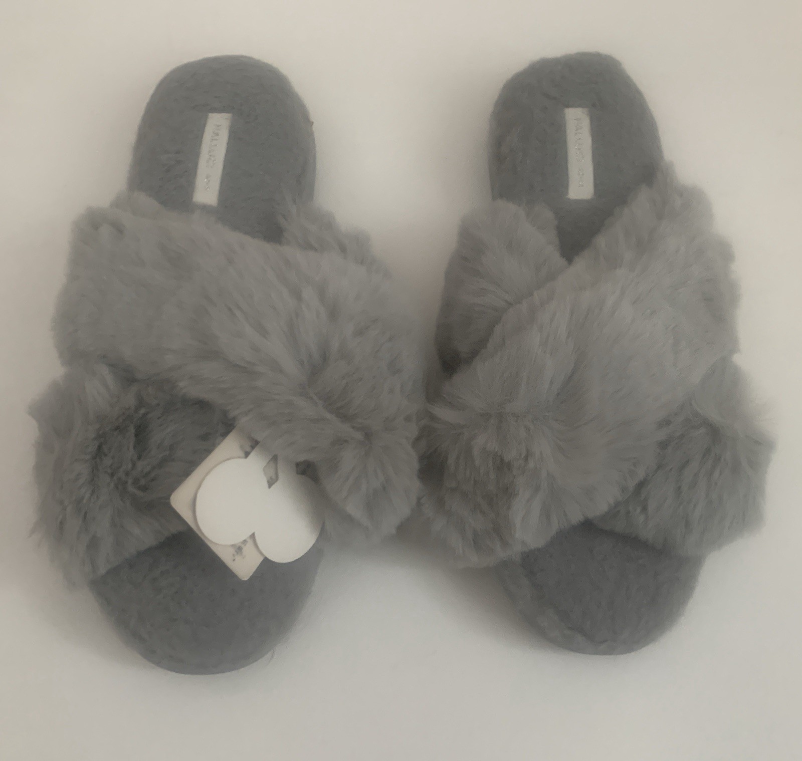HALLUCI Gray Faux Fur Slip On Slippers Size 9-10 US