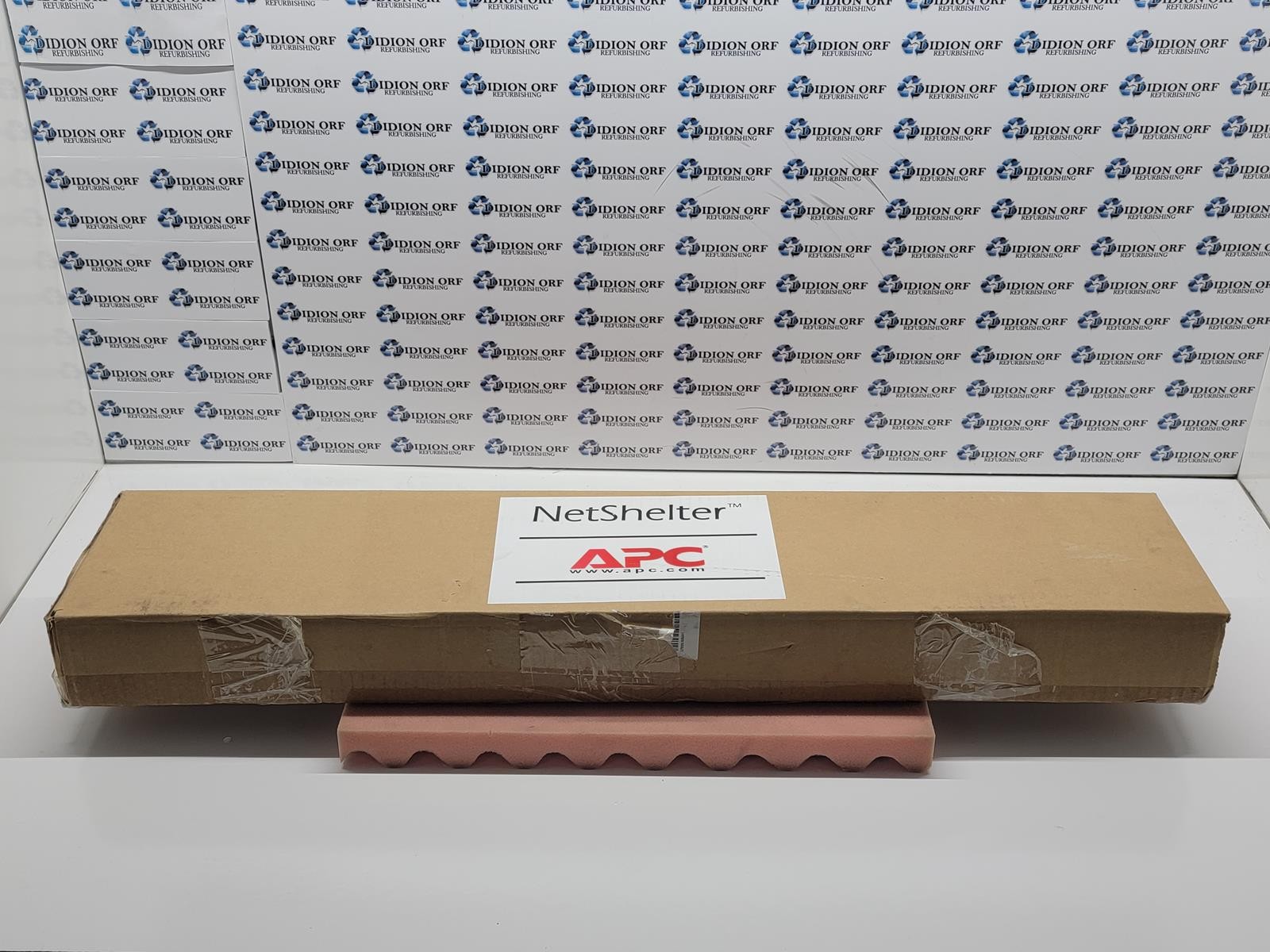 NEW APC Rack Cable Management Panel Black AR8443A, SKU 20425