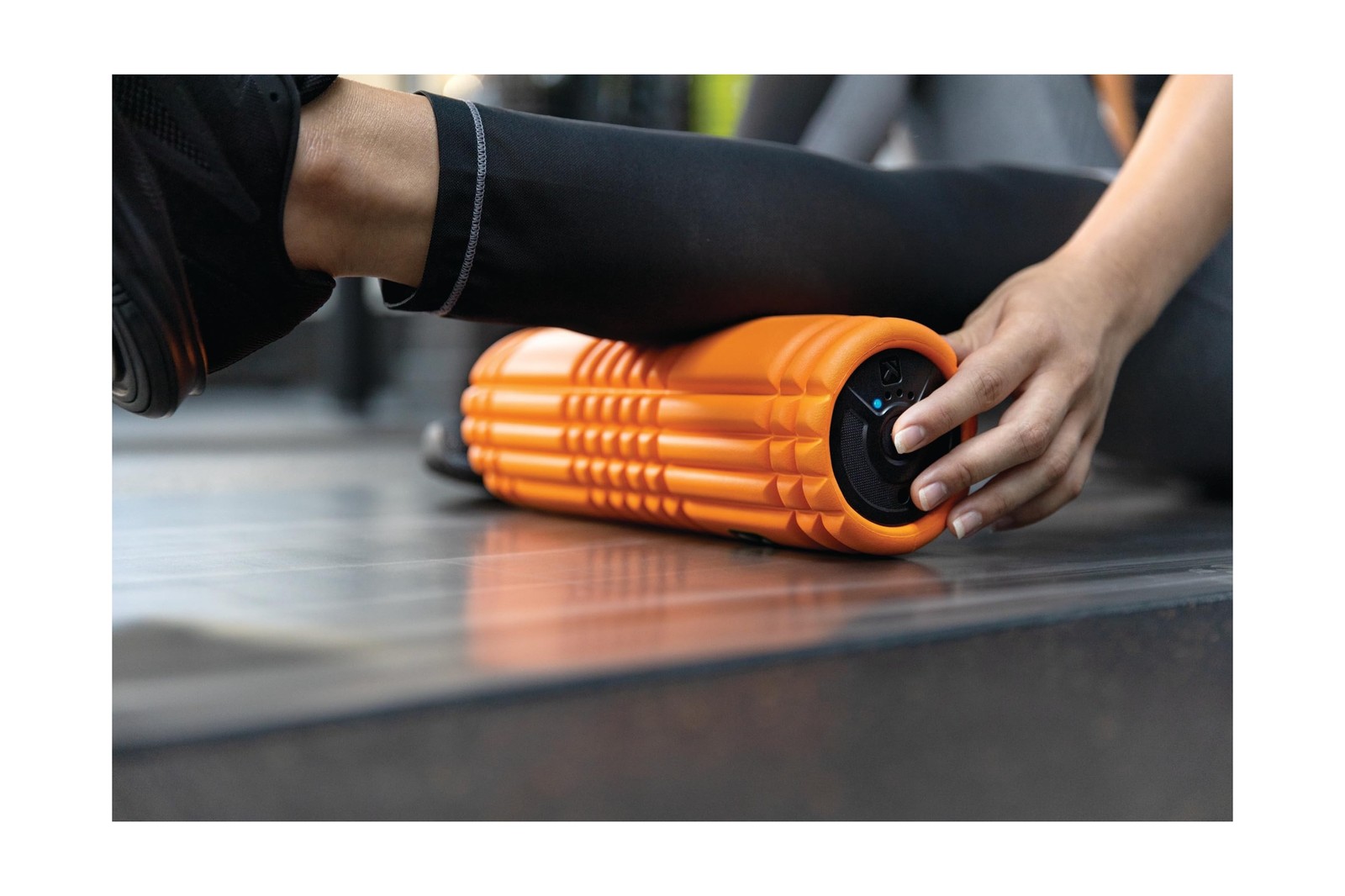 TRIGGERPOINT PERFORMANCE THERAPY GRID VIBE PLUS Four-Speed Vibrating Foam Rol...