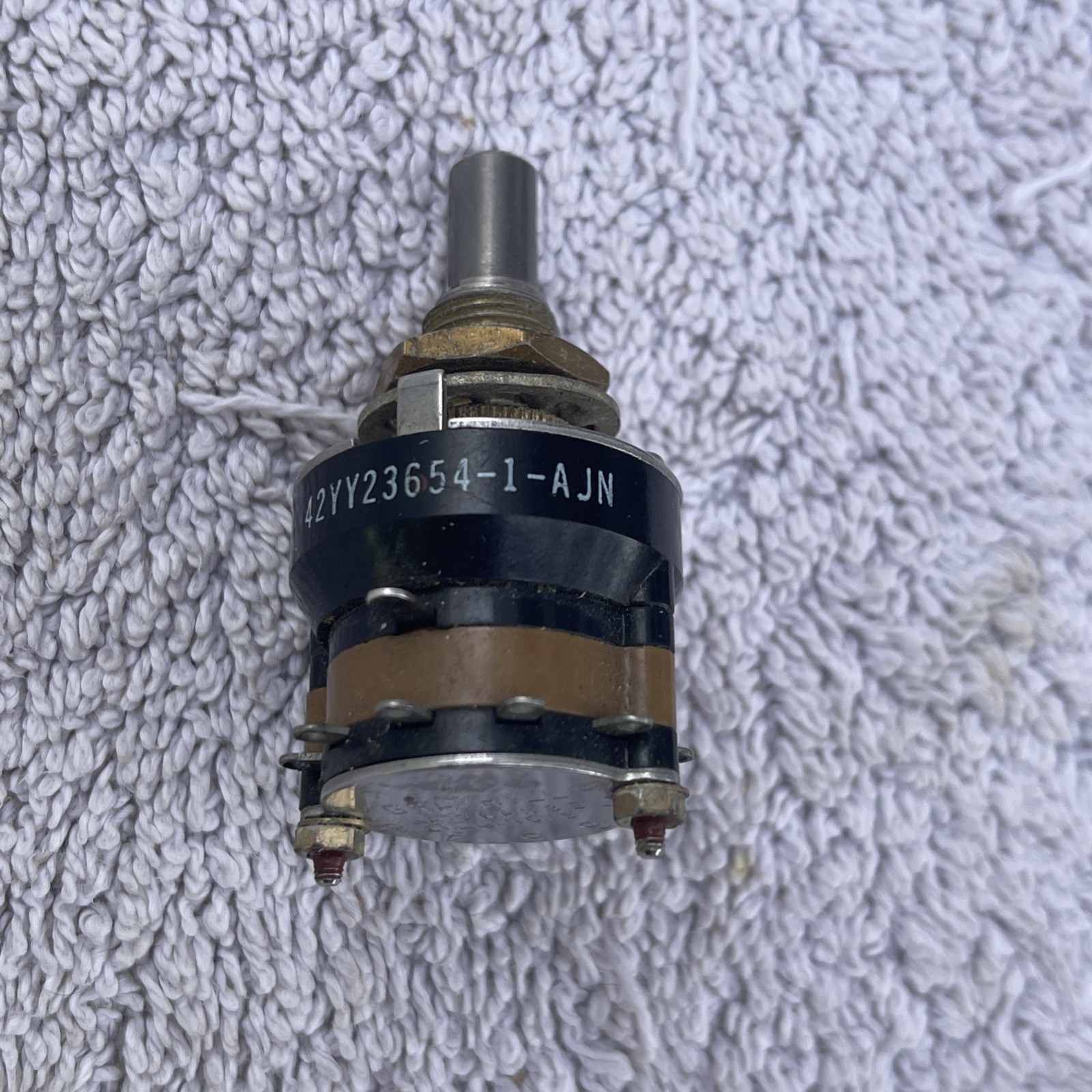 GRAYHILL Rotary Switch 9-Position 42YY23654-1-AJN NEW OLD STOCK