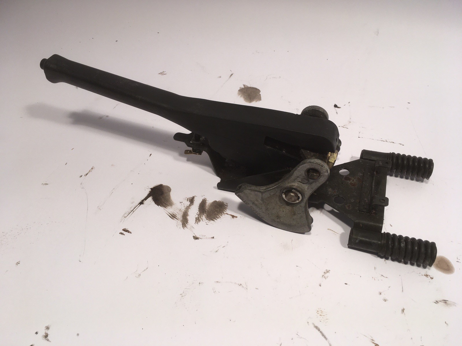 Volvo 240 Handbrake Handle Lever Assembly Unit 244 245 E Brake Release