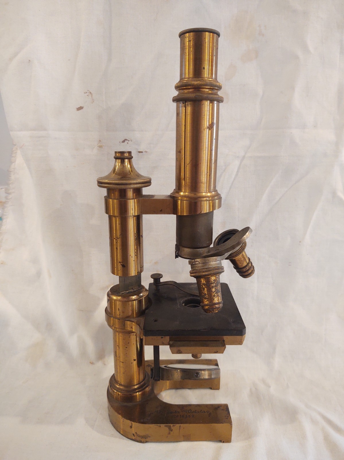 1890 Leitz Wetzlar Brass Microscope serial # 16882 & Slides Dr. Irwin Boeshore