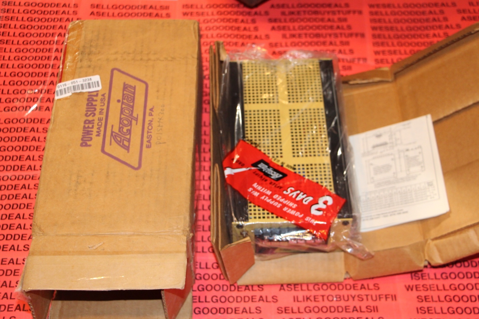 Acopian P015MX300 Regulated Power Supply New