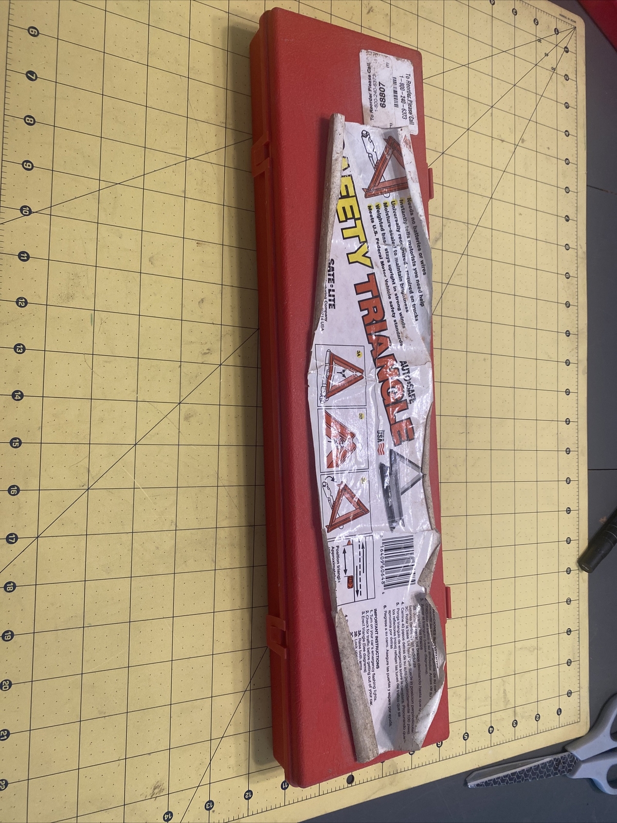 Sate-Lite Auto Safe Safety Triangle