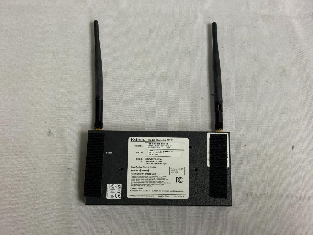 Extron ShareLink 250W Wireless Collaboration Gateway (Unit Only)