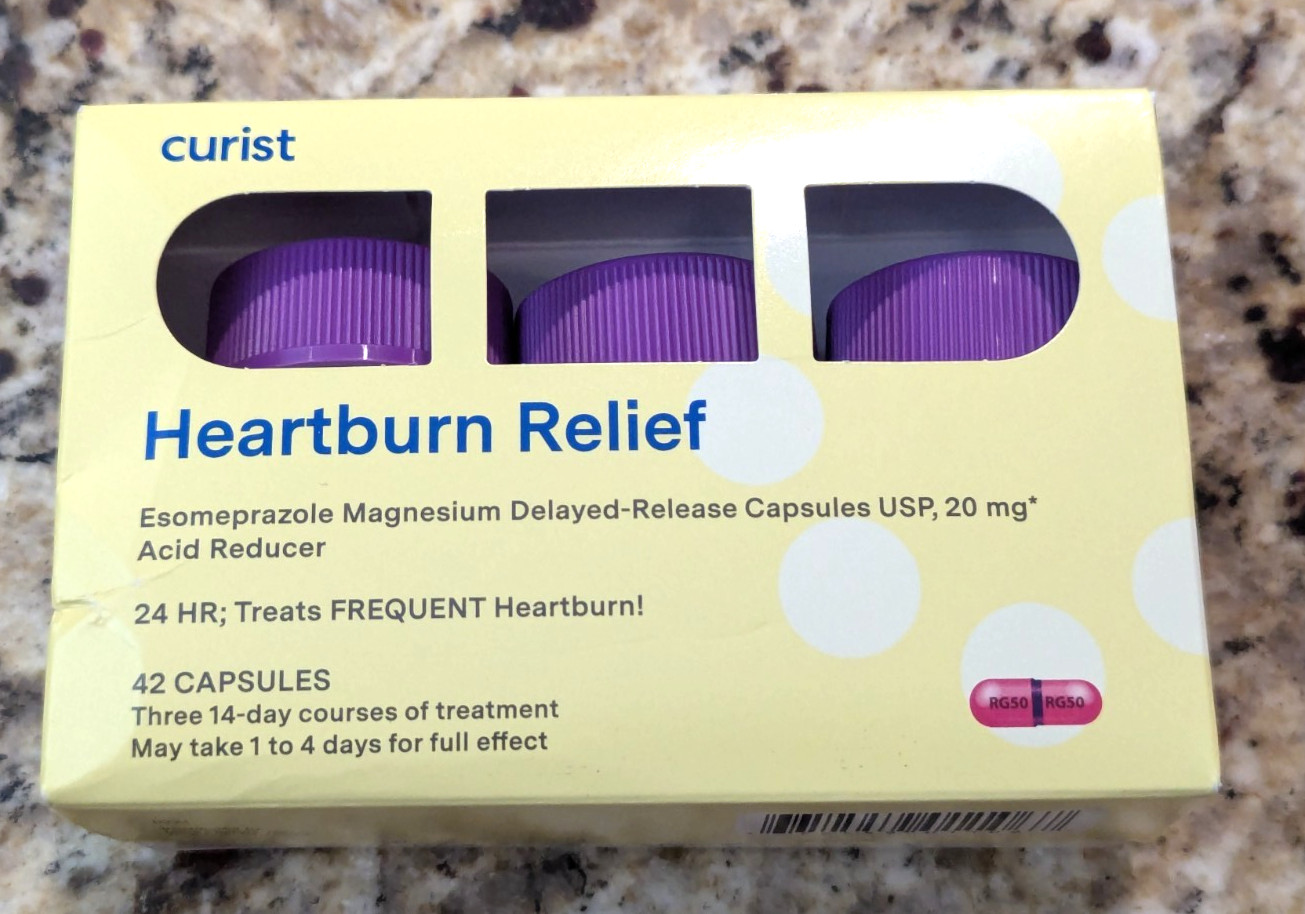 Esomeprazole 20mg Delayed-Release Heartburn Relief 42 capsules exp: 03/26