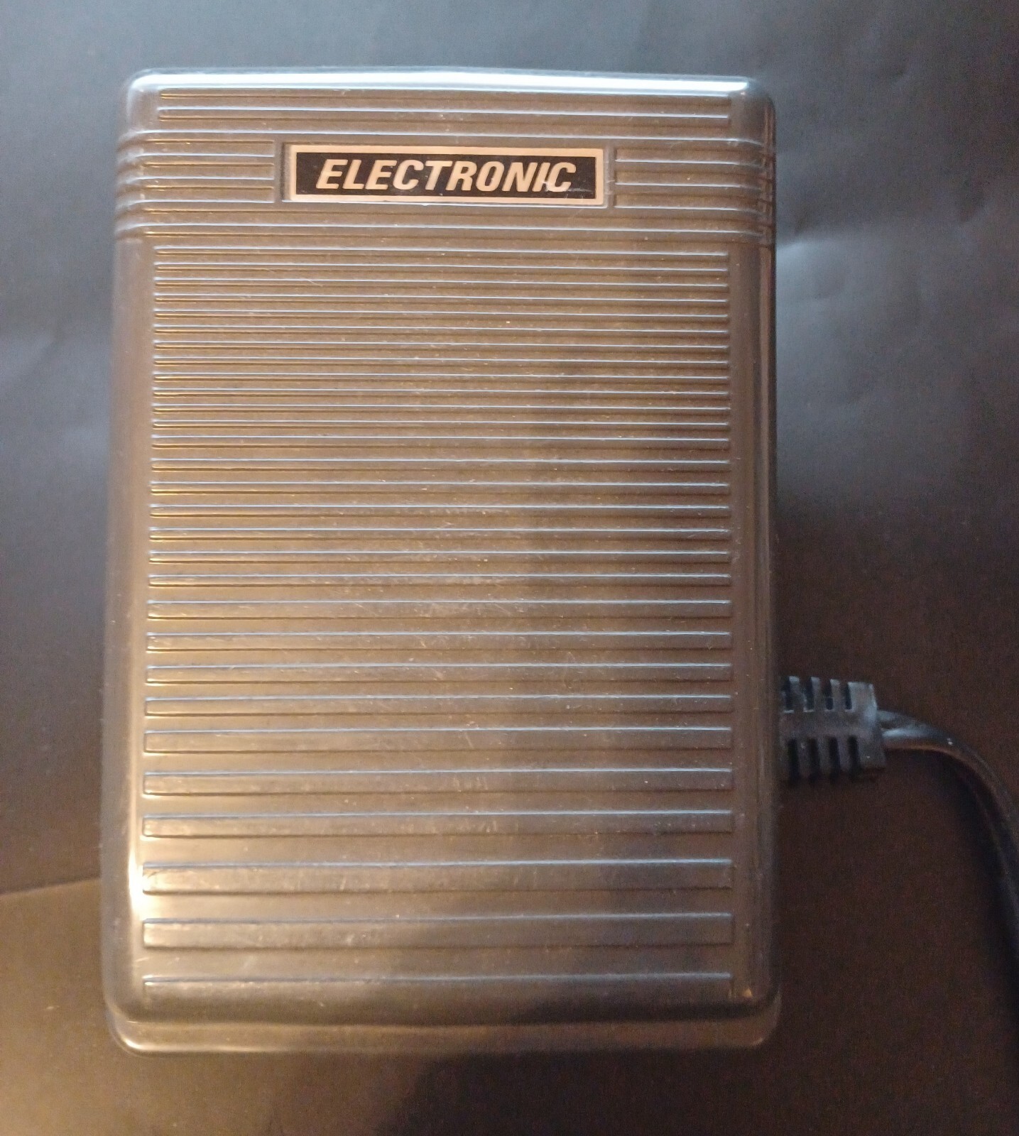 ELECTRONIC FOOT CONTROL PEDAL WITH CORD