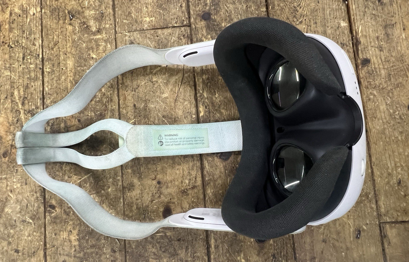 Meta Quest 3 128GB Standalone VR Virtual Reality Gaming Headset & Controllers