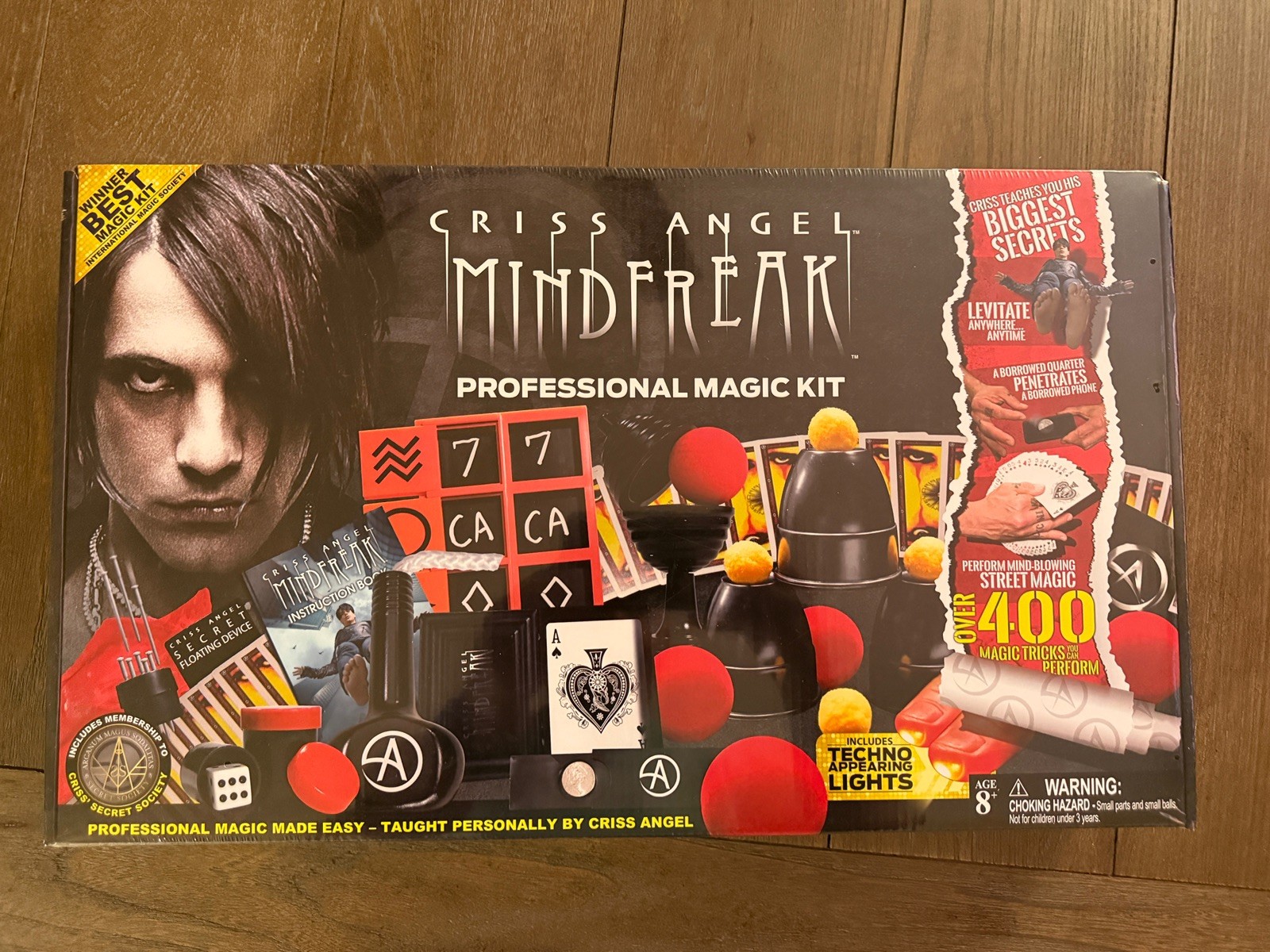 Criss Angel MINDFREAK Professional Magic Kit 400 TrickS **UNOPENED**