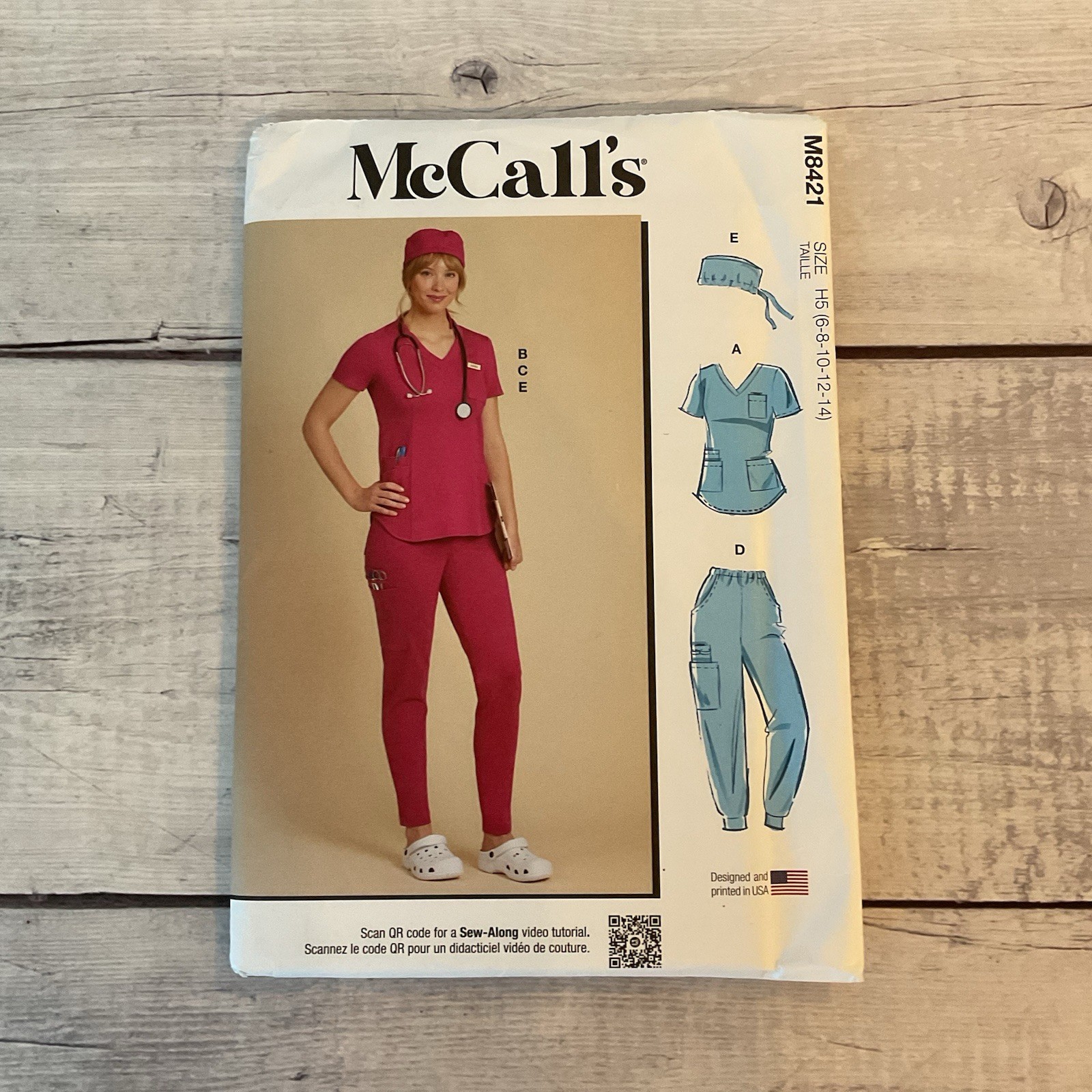 McCalls 8421 Sewing Pattern Scrubs Top Pants Hat Pockets V-Neck Miss 6-14 UNCUT