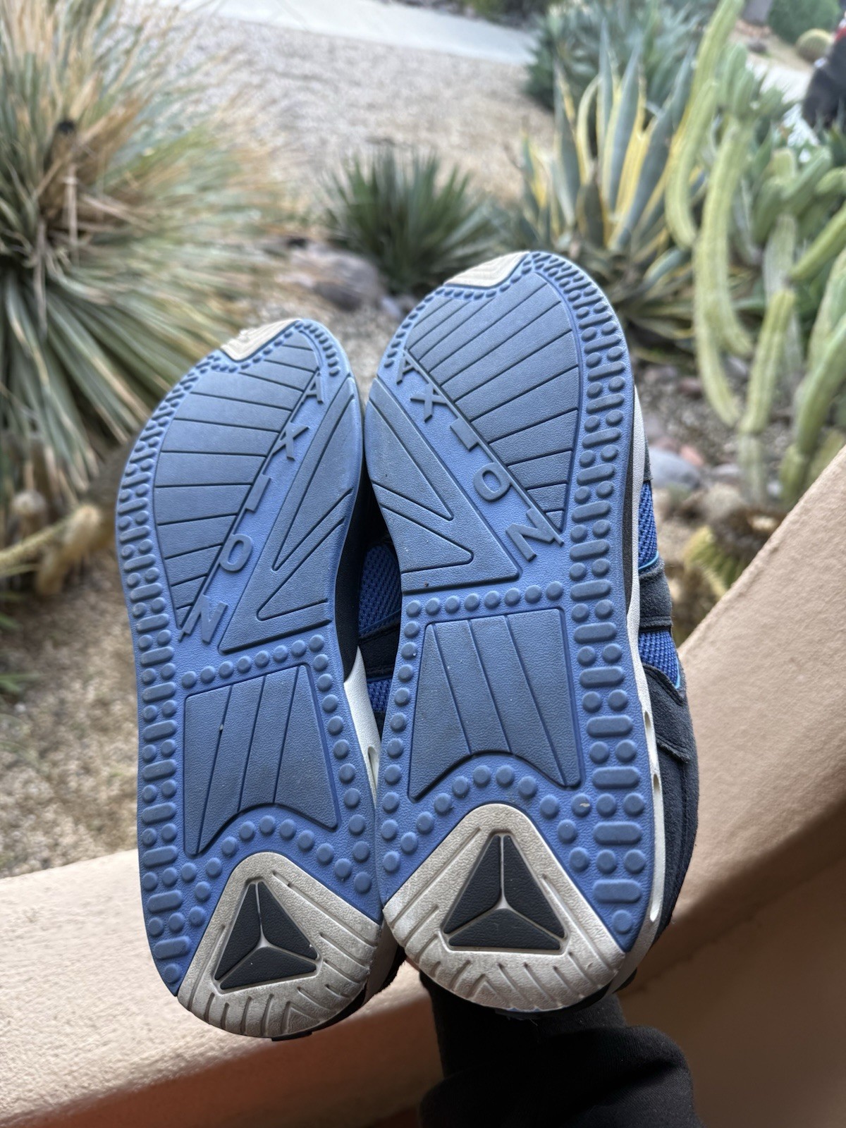 Axion Official Skateboarding Shoes Size 11.5 Navy/Carolina Blue