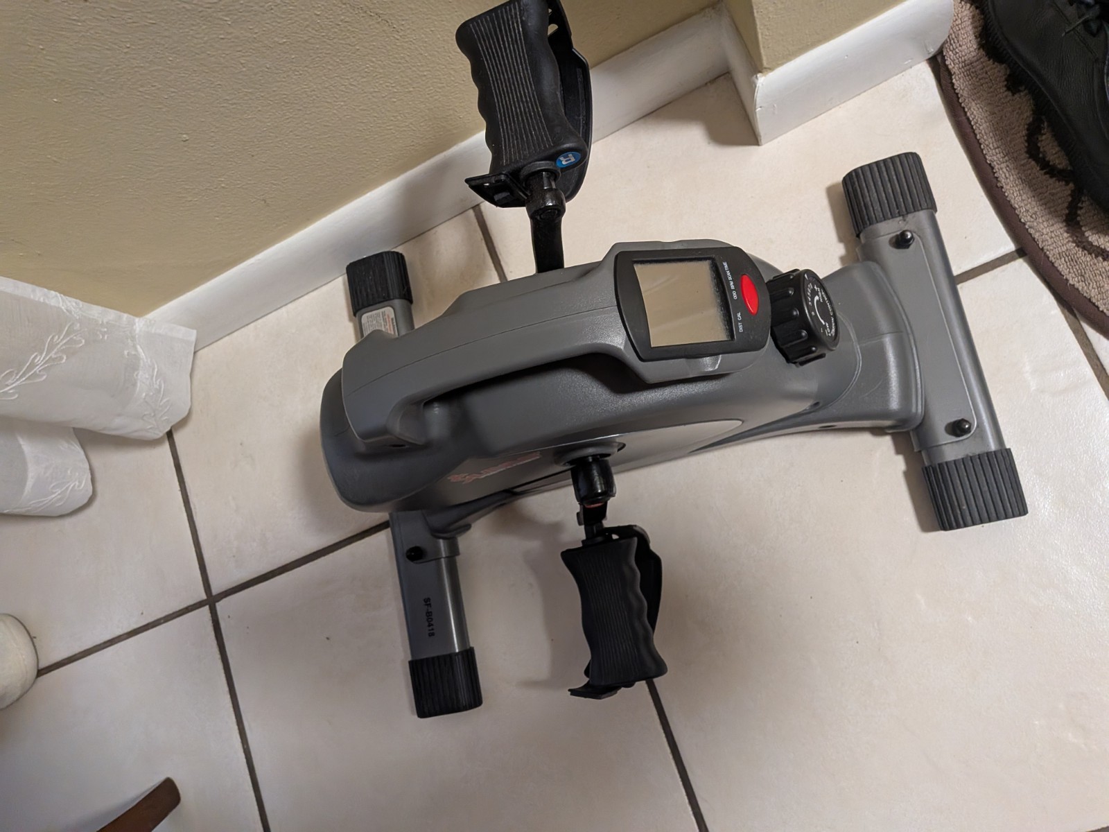 Sunny Health Fitness SFB0418 Magnetic Mini Exercise Bike