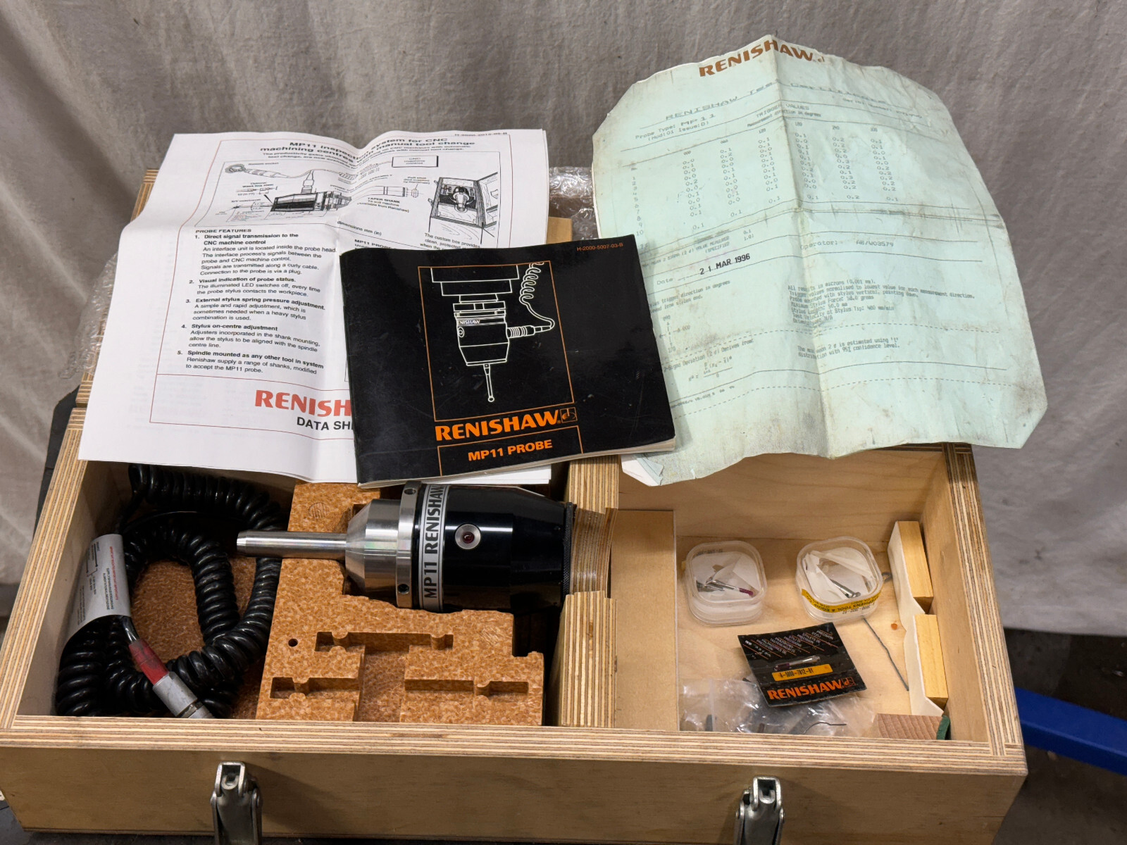 Renishaw MP11 Probe in Wooden Box Paperwork and 4 Renishaw probes 158