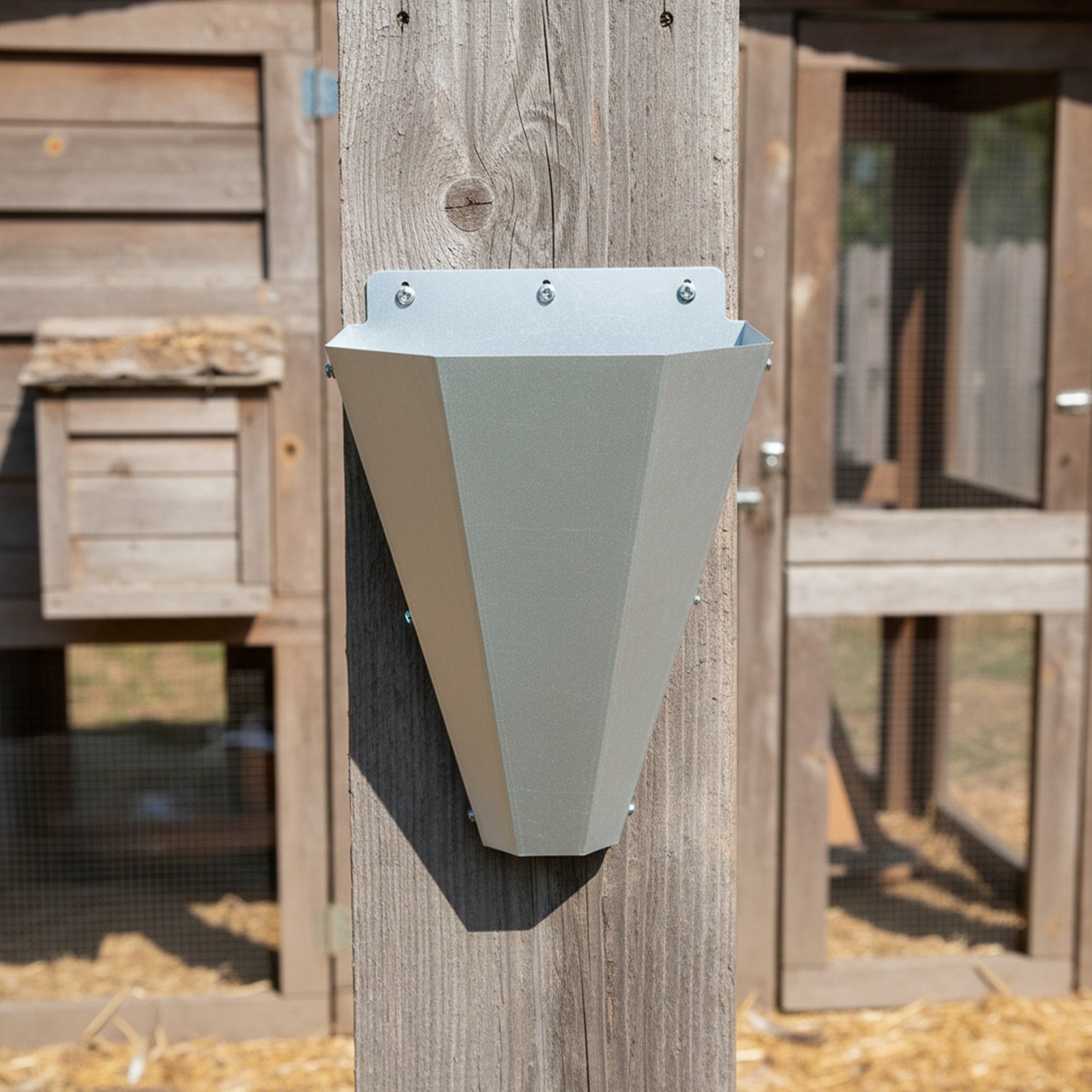 Metal Medium Chicken Cone Poultry Restraining and Processing Tool for Poultry