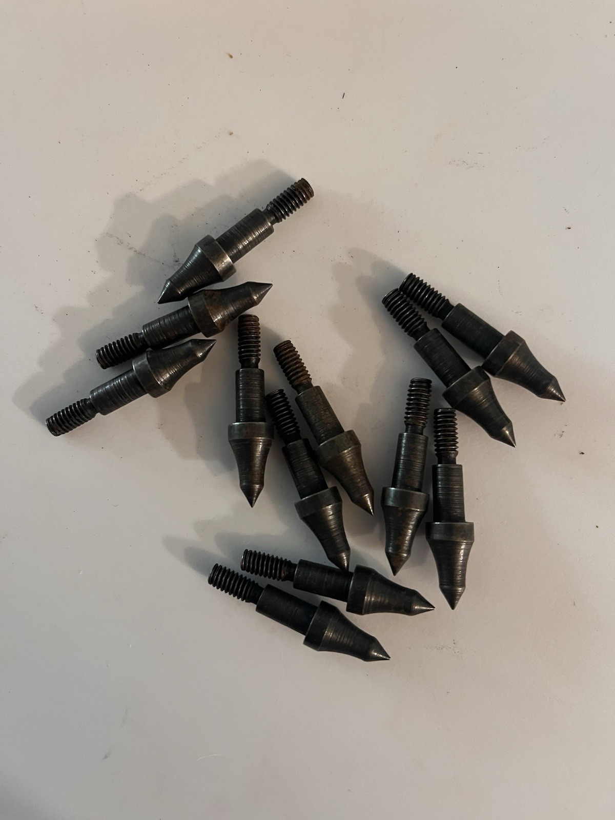 12 VINTAGE OLD STOCK 5/16” 75 GRAIN SCREW-IN ARROW TARGET PRACTICE POINTS