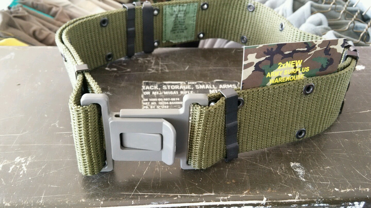 USMC GREEN PISTOL WEB ARMY MILITARY UTILITY BELT MEDIUM used