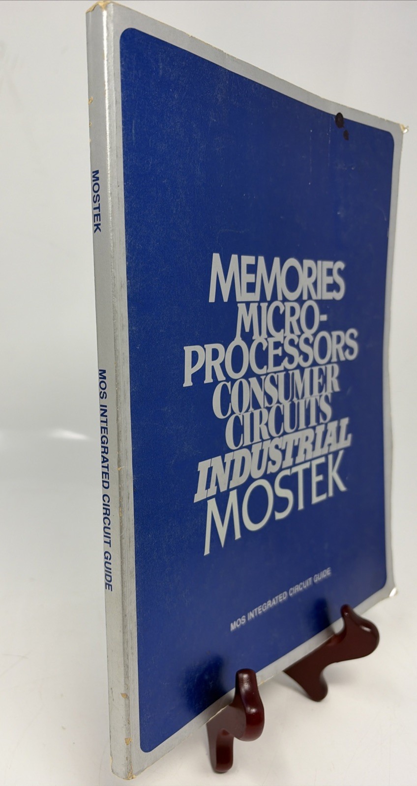 MOSTEK Memories Micro-processors Consumer Circuits Industrial MOS IC GUIDE