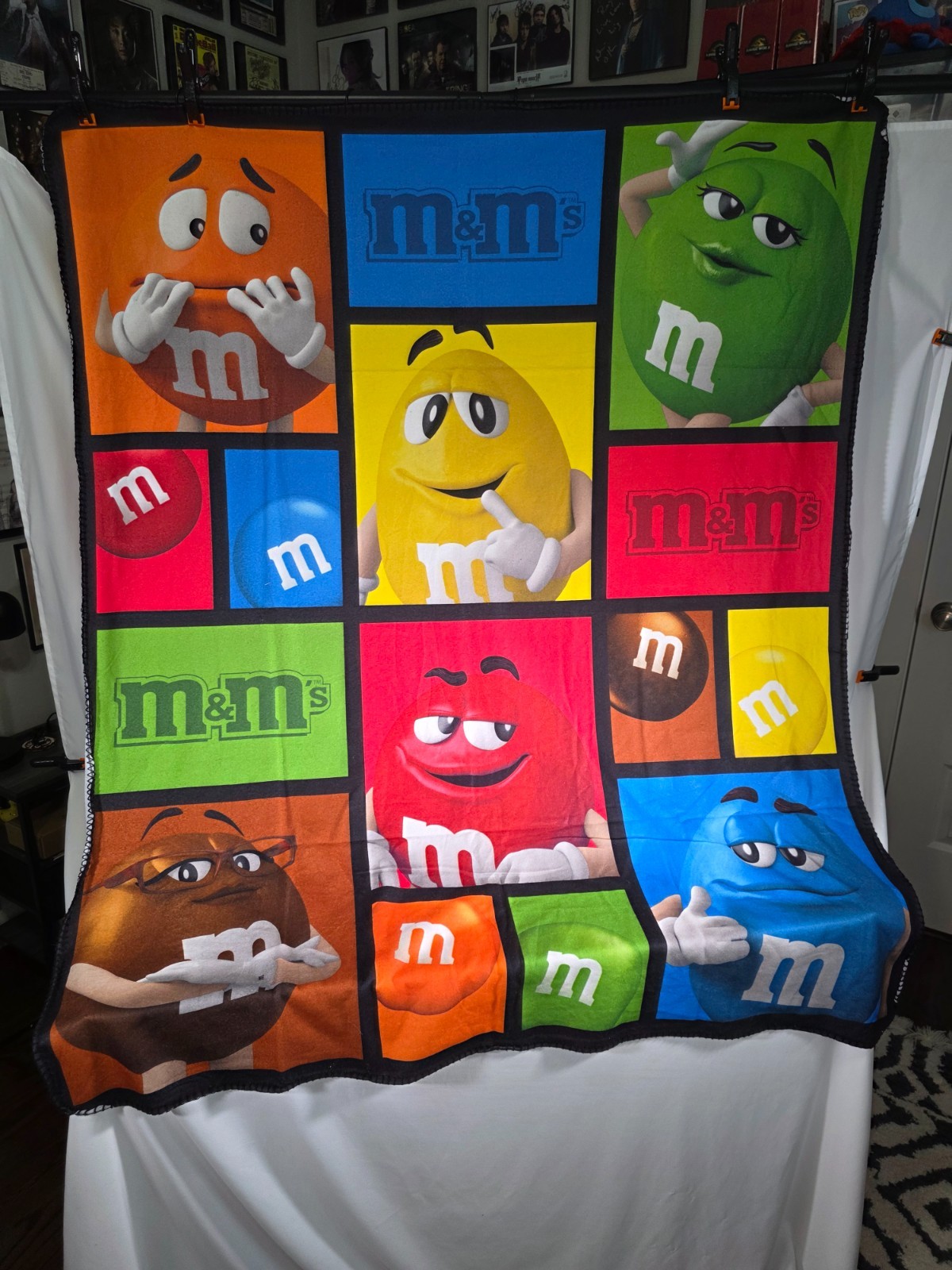 M&Ms World Chocolate Candy Brand Polyester Fleece Throw Blanket 50” x 60”