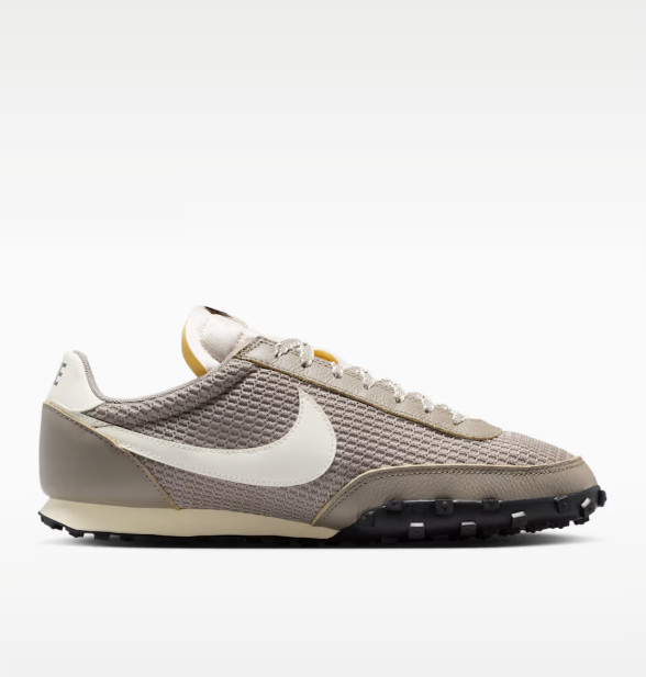 Nike Waffle Racer SE Men's Sneakers in Moon Fossil Colorway