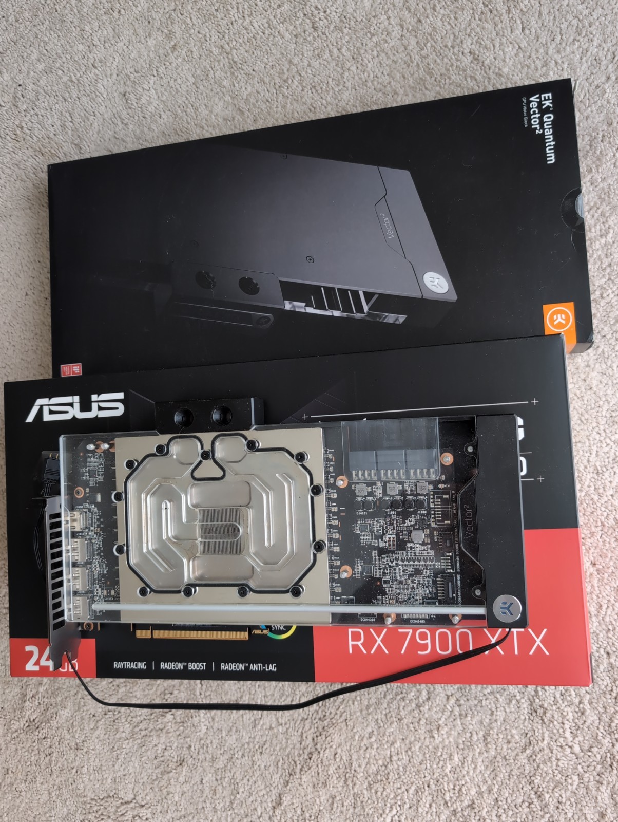 ASUS TUF Gaming AMD Radeon RX 7900 XTX OC With EK Vector 2 Waterblock