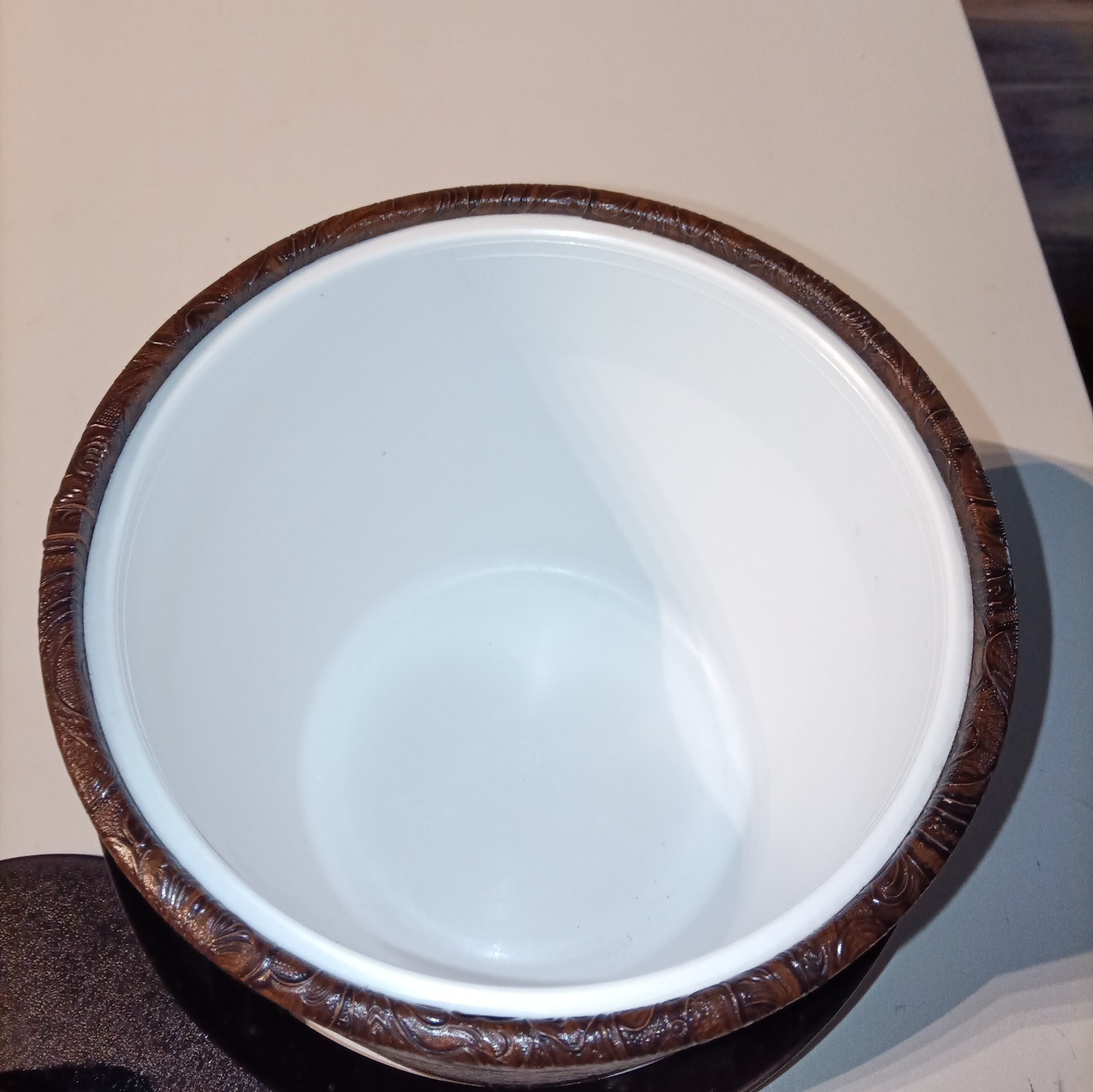 Vintage Irvinware Embossed Tooled 3 Quart Barware Ice Bucket Drinks Wine