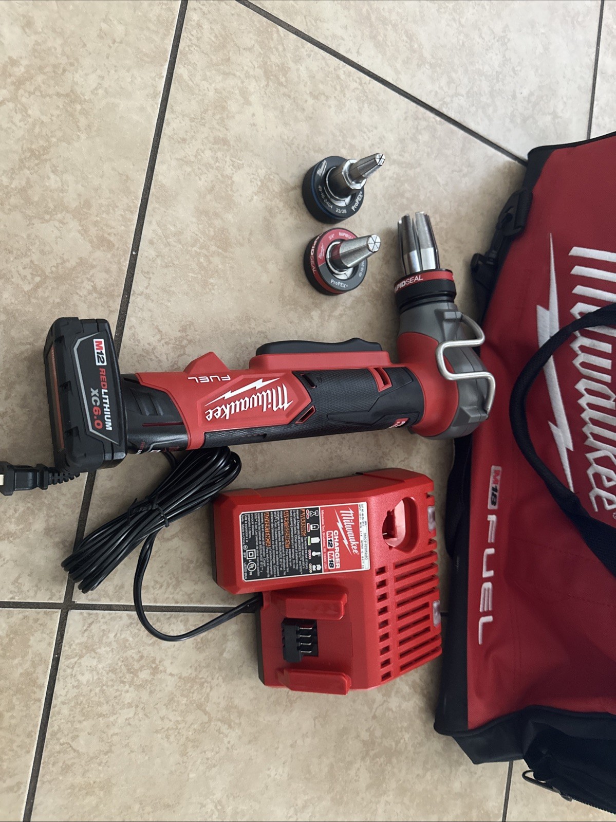 Milwaukee M12 FUEL™ ProPEX® Expander Tool (2532-20) Set