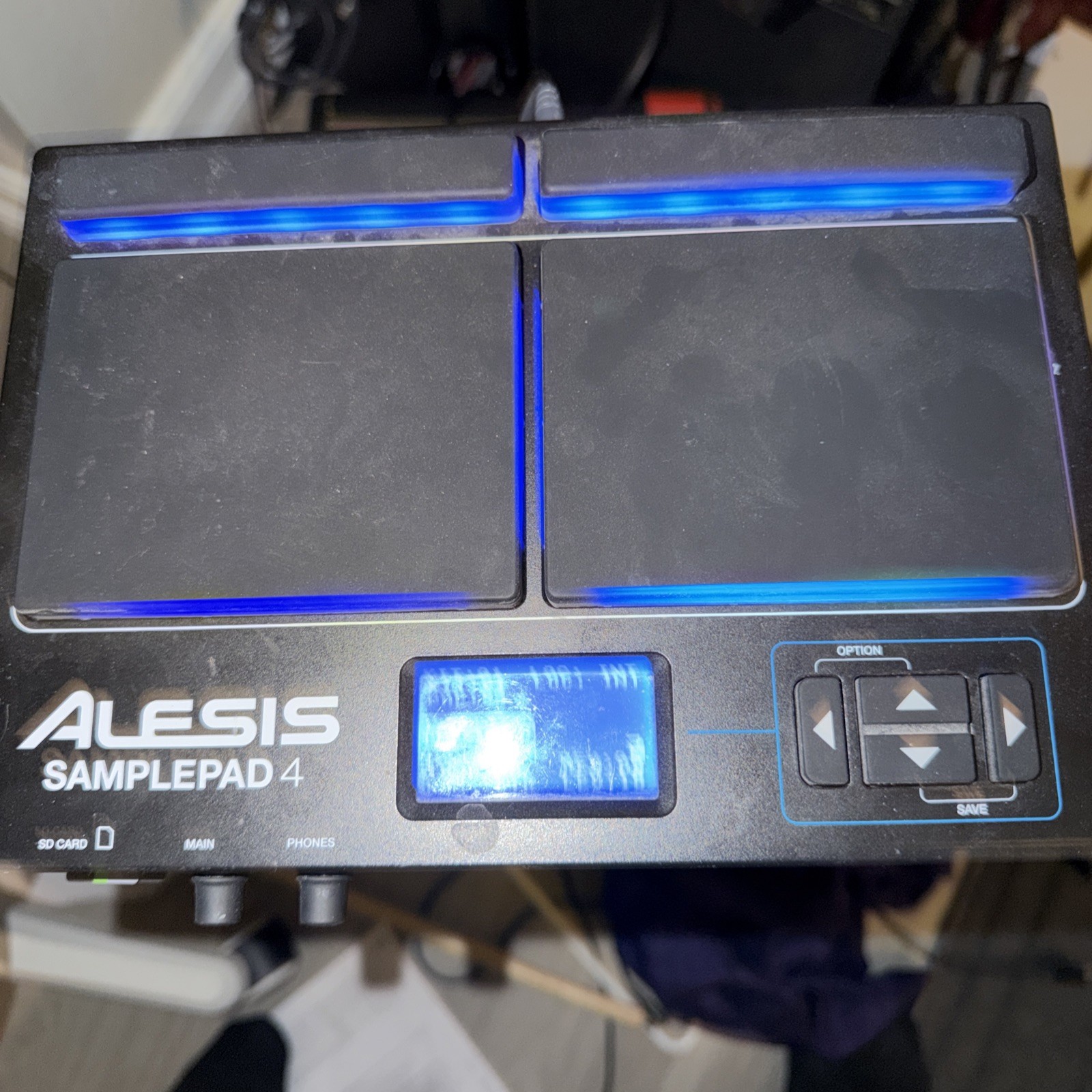 Alesis SAMPLEPAD 4 Pad Percussion and Sample Triggering DOES NOT INCLUDE STAND.