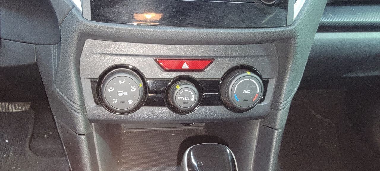 19 Subaru Crosstrek Glove Box