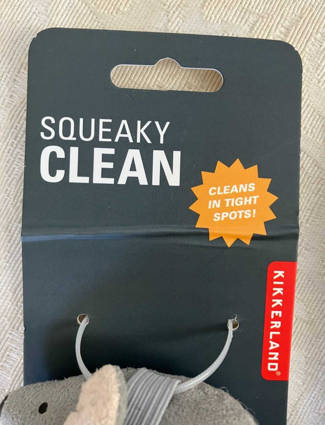 Kikkerland Computer Keyboard Duster Cat Screen Cleaner and Squeaky Clean Mouse