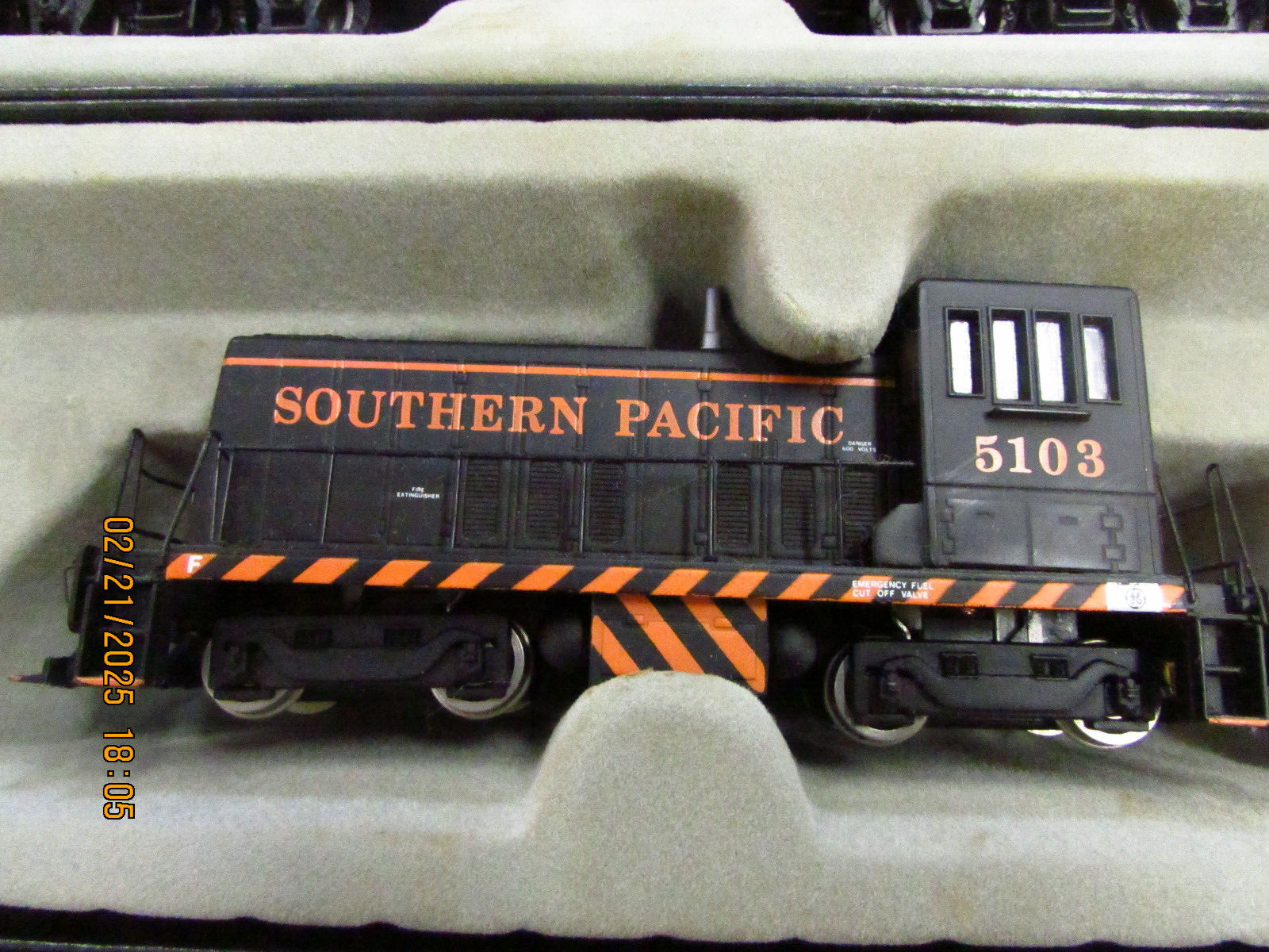 Spectrum The Master Railroader Series From Bachmann 11415 & 2 EXTREA PIECES