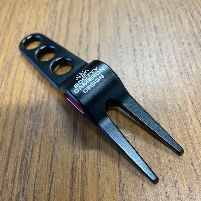 Updated Design! New Scotty Cameron Authentic Titleist DIVOT PIVOT  TOOL - BLACK