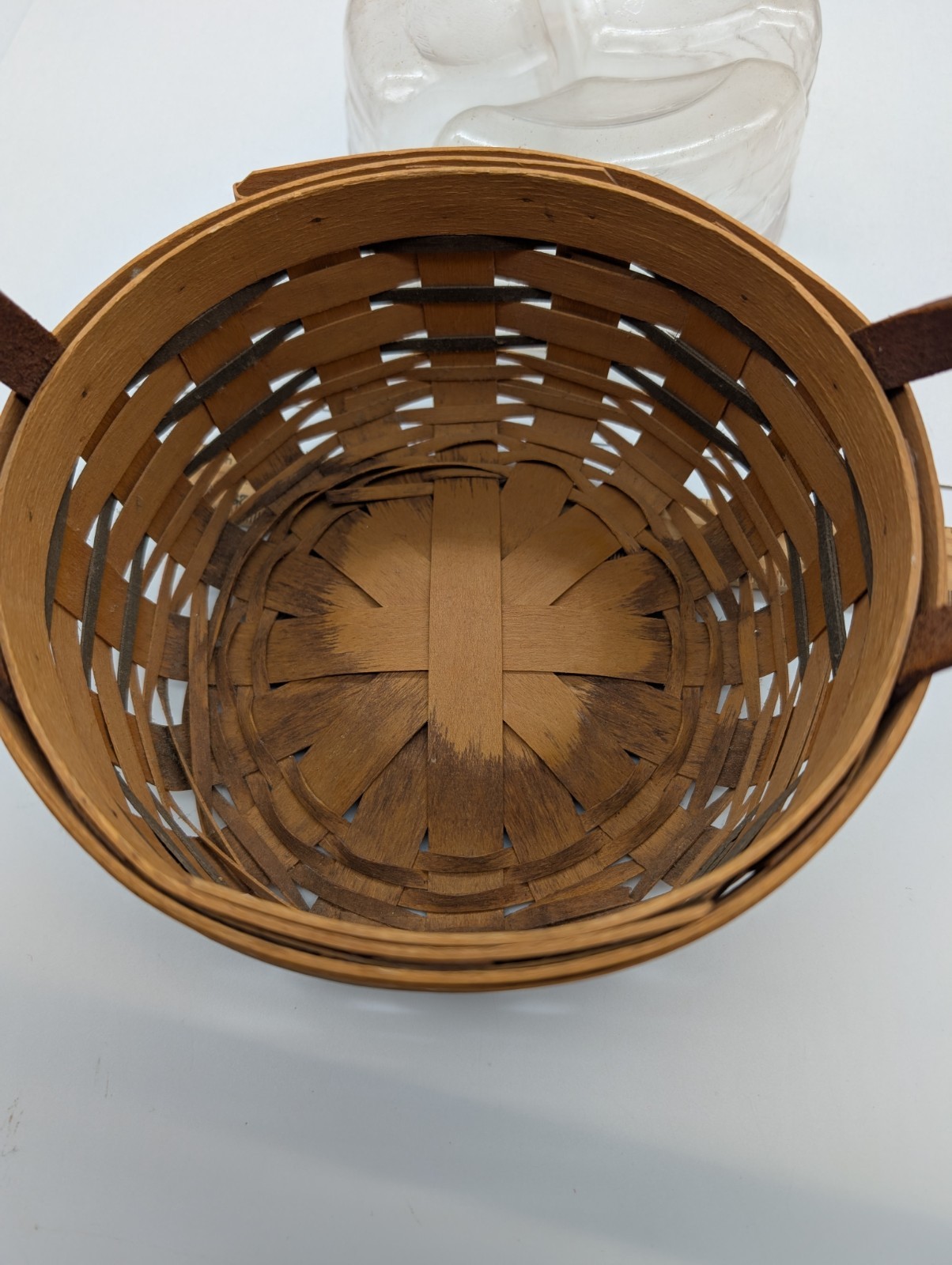 Longaberger 1999 Round Basket with Leather Handles & 3-Way Divided Protector