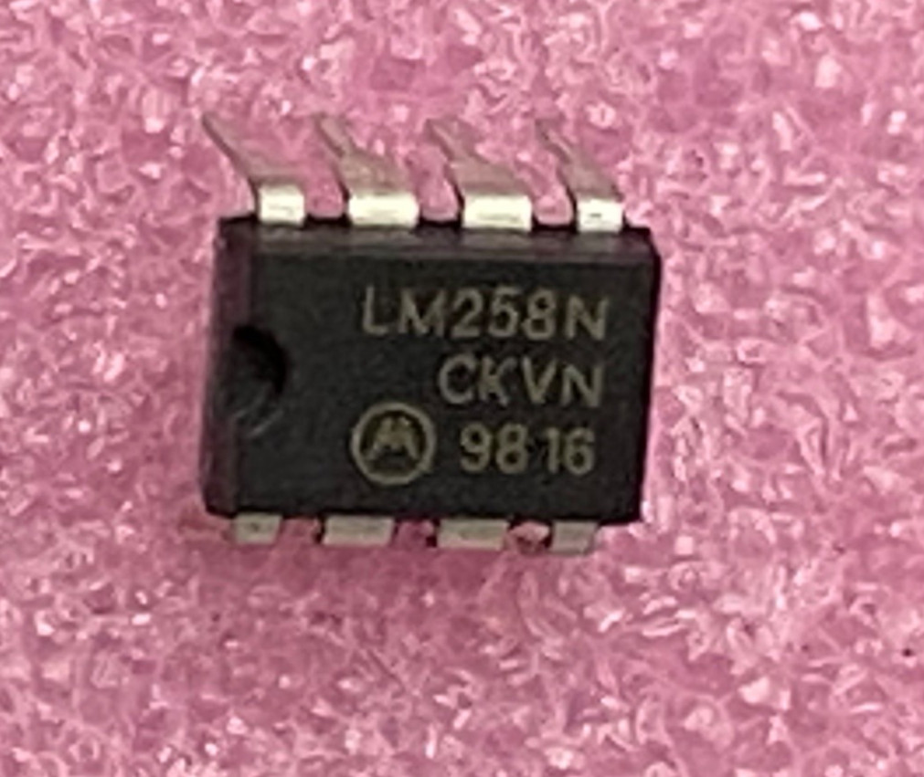 Motorola LM258 dual operational amp OP Integrated Circuit