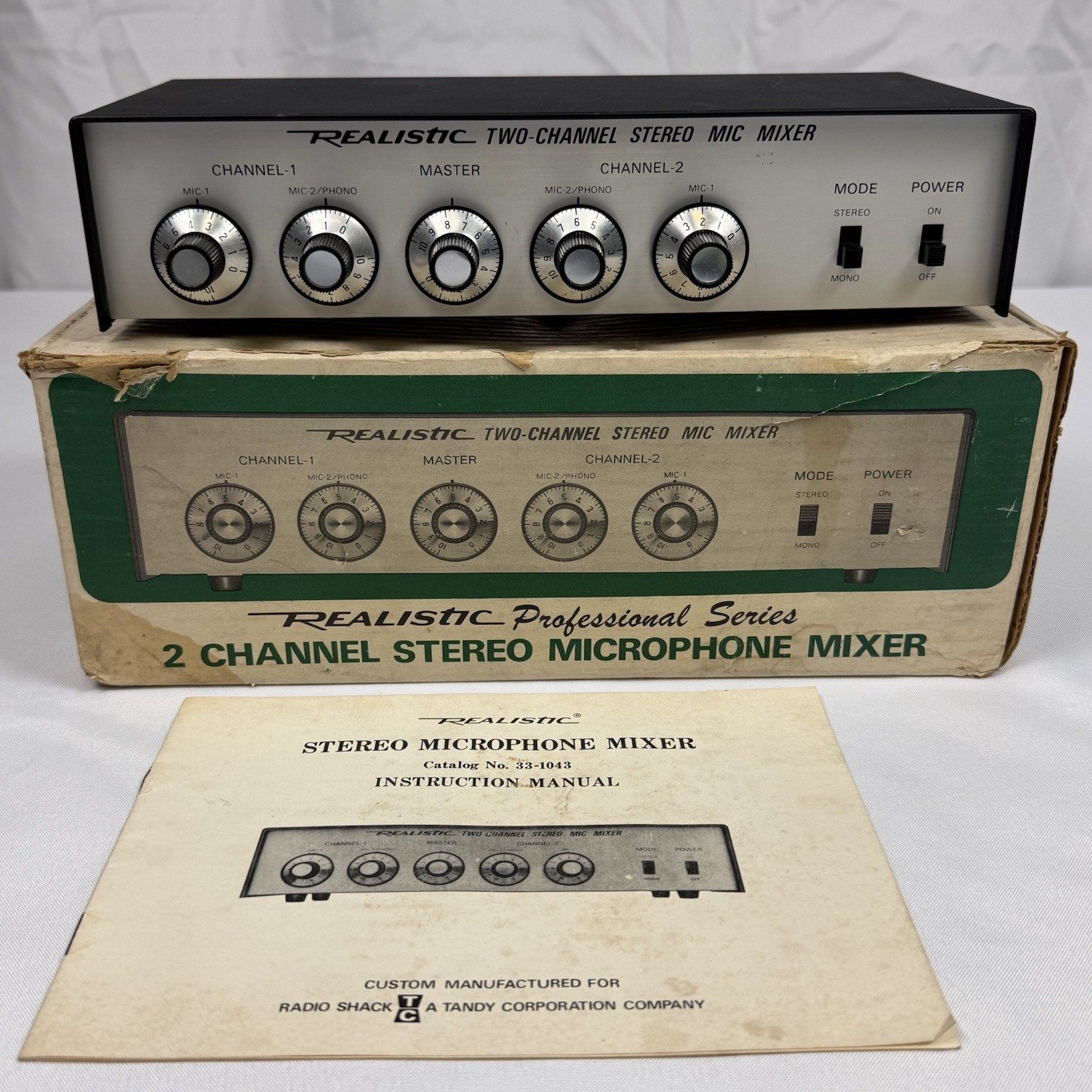 Vintage Realistic Professional Series 33-1043 Stereo Microphone Mixer 2 Channel