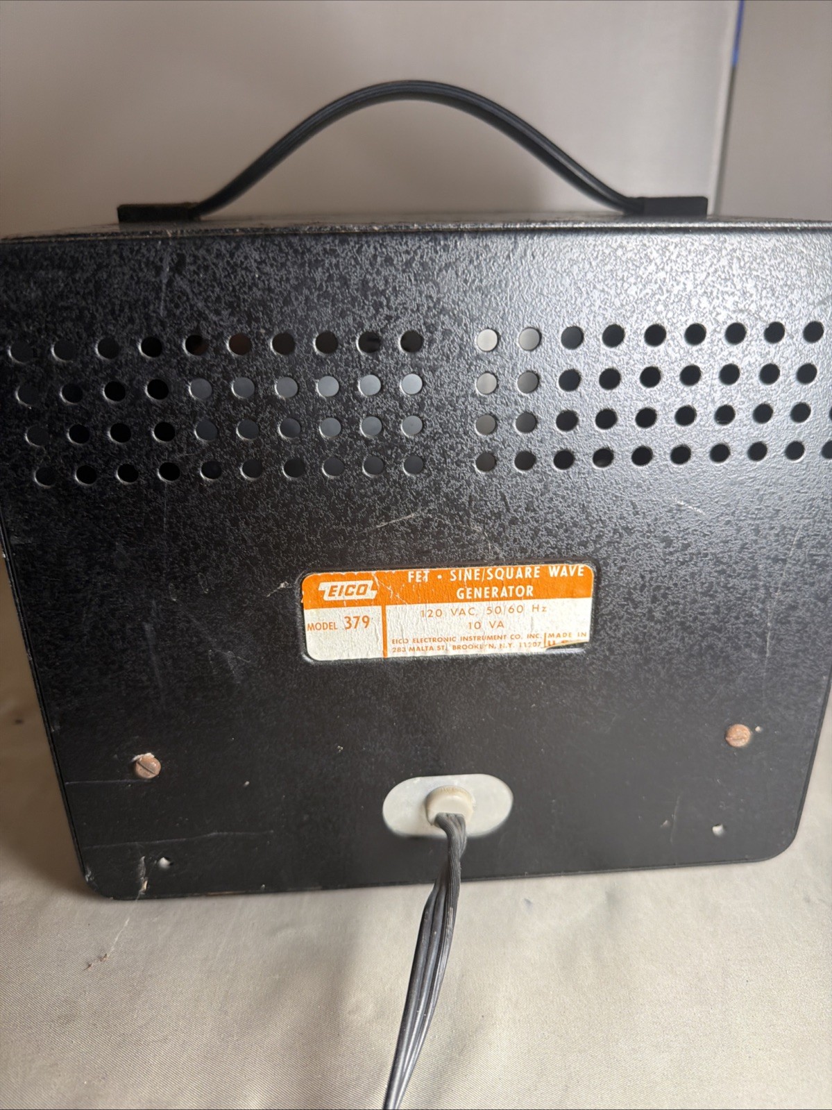 EICO model 379 Solid State Fet Sine/Square Wave Generator