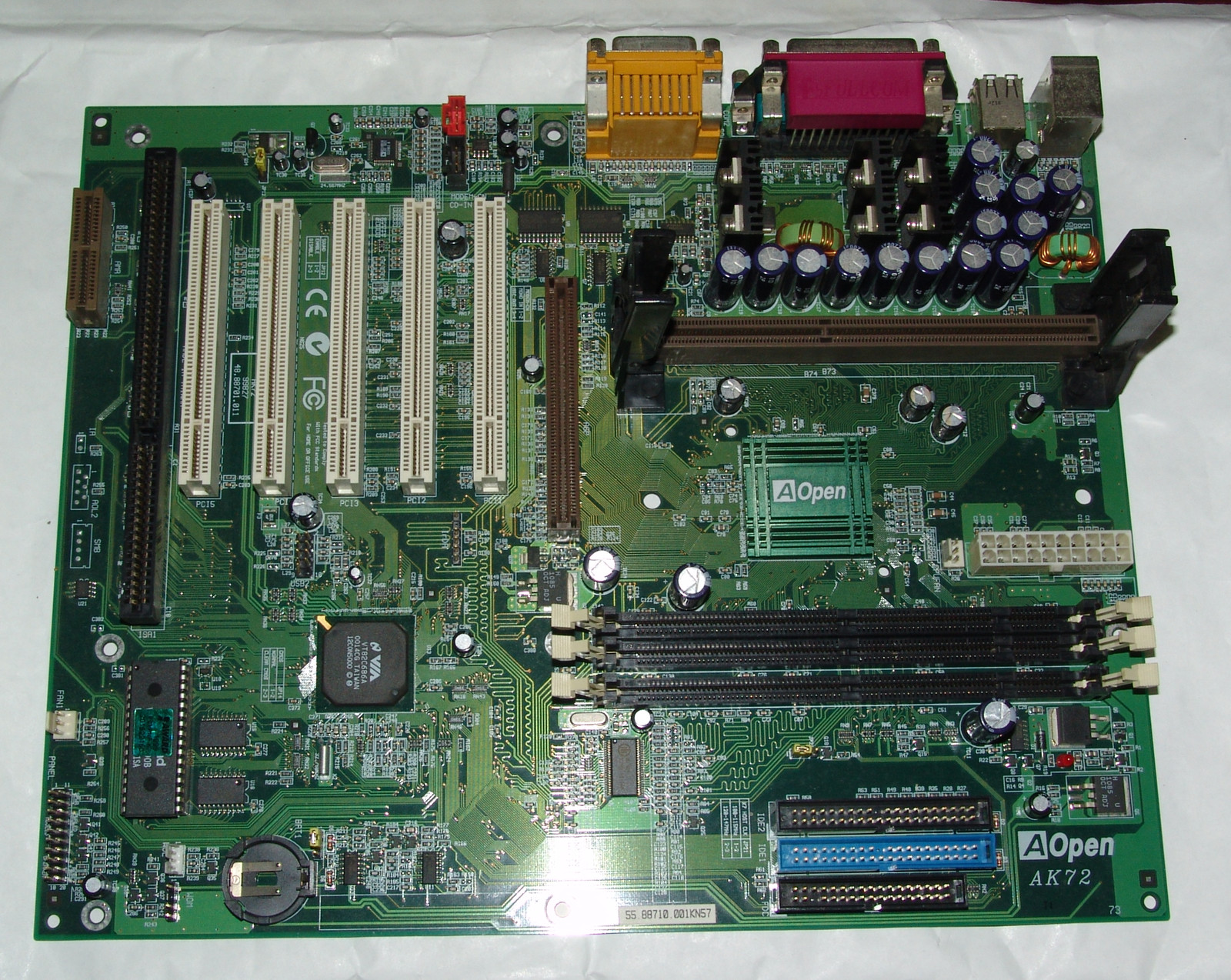 AOpen AK72 Motherboard Athlon Slot A Via KX133 AMD SLOT-A 1000Mhz Ready