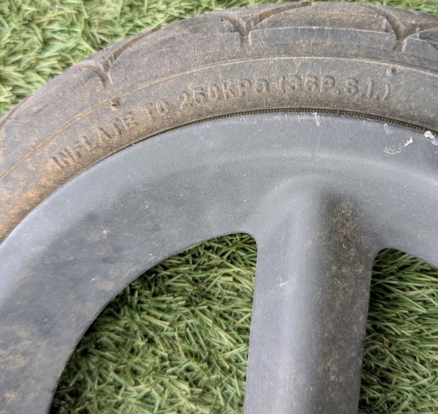 Orbit Baby 02 Stroller Front Wheel Part Replacement Rotating Spinning