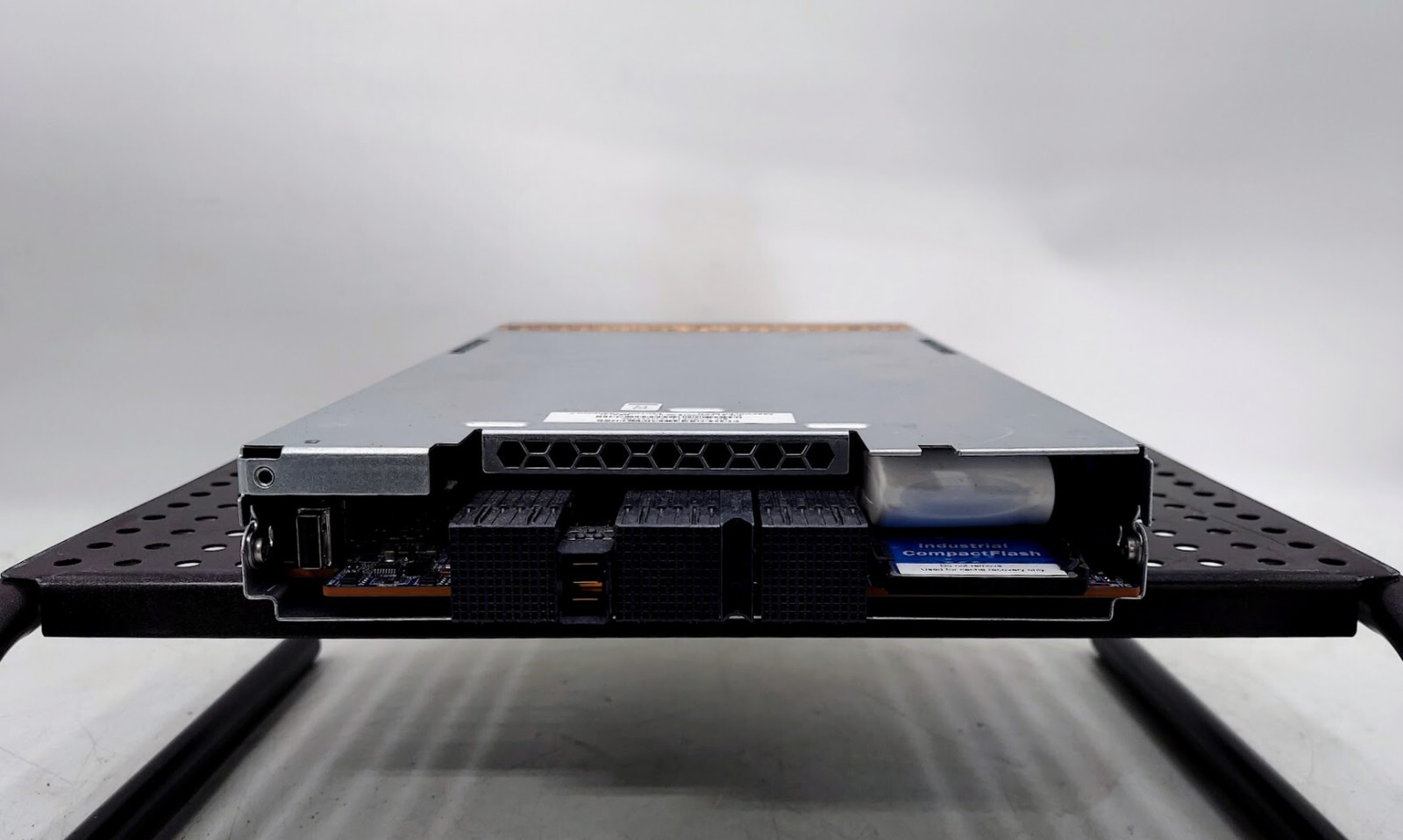 Dot Hill Quantum 3-07363-01 Disk Array Controller