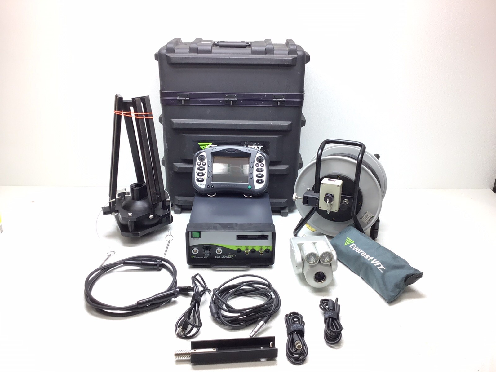 EVEREST VIT CA-ZOOM PTZ-60 VIDEOPROBE PTZ6.0-CCU & PTZ-PEND-A BORESCOPE W/ CASE