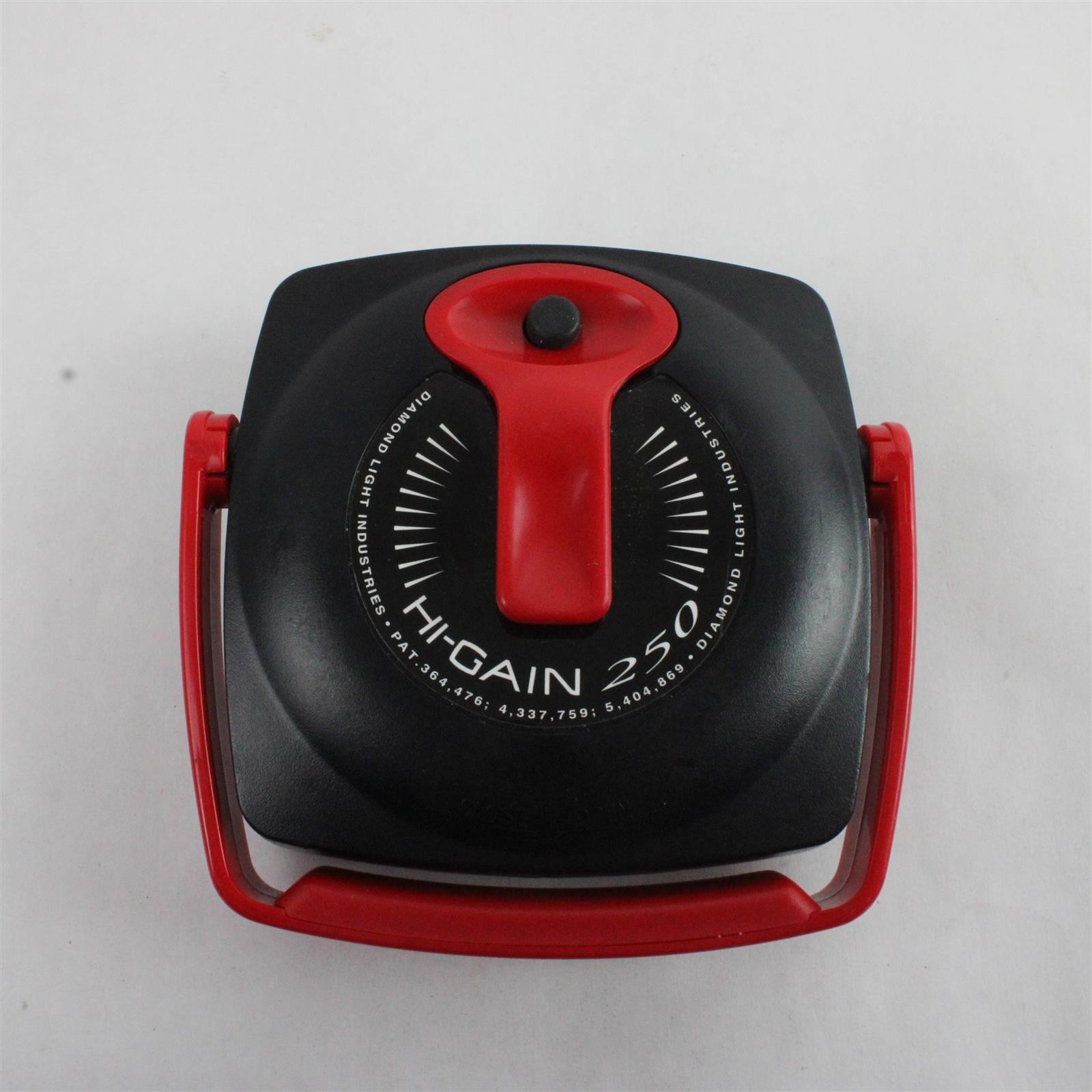Hi Gain 250 Flashlight w/Belt Clip & Handle Stand