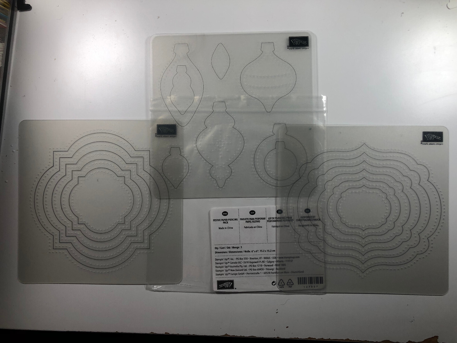 Stampin' Up! FESTIVE Paper-Piercing Pack - Brand New