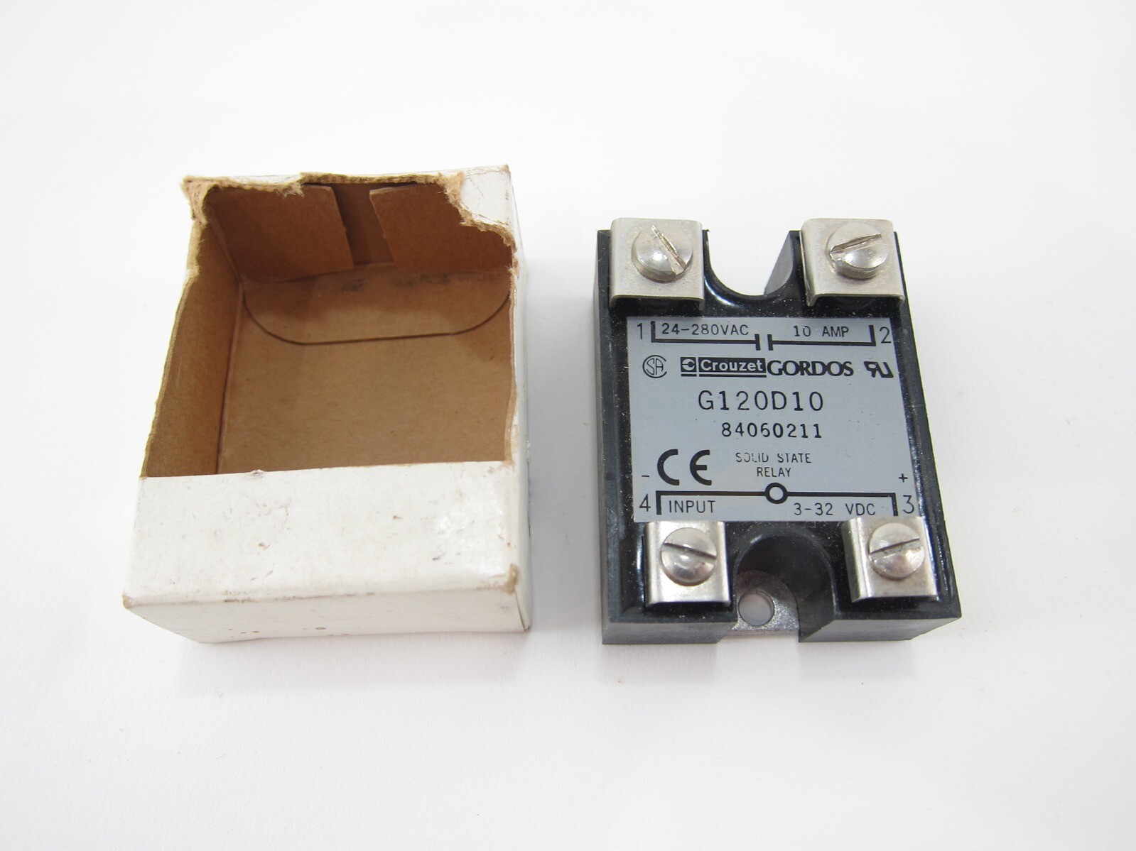 NEW Gordos G120D10 Solid State Relay 84060211 (B)