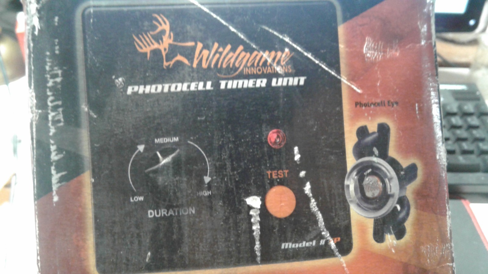 Wildgame Dusk/Dawn Feeder Kit 6 Volt open damaged box