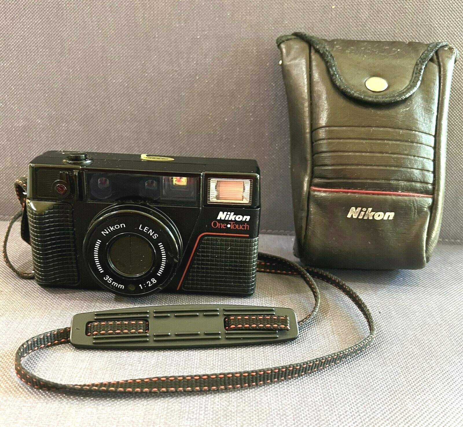 Nikon One Touch 35mm Film Point & Shoot Camera Macro 1:2.8 Lens PARTS OR REPAIR