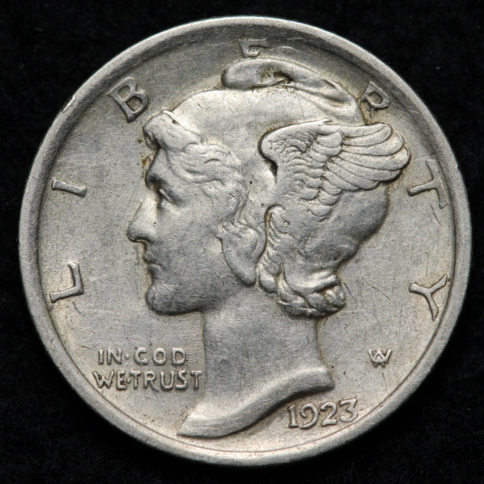 1923 Mercury Silver Dime AU+ E198 RJUB