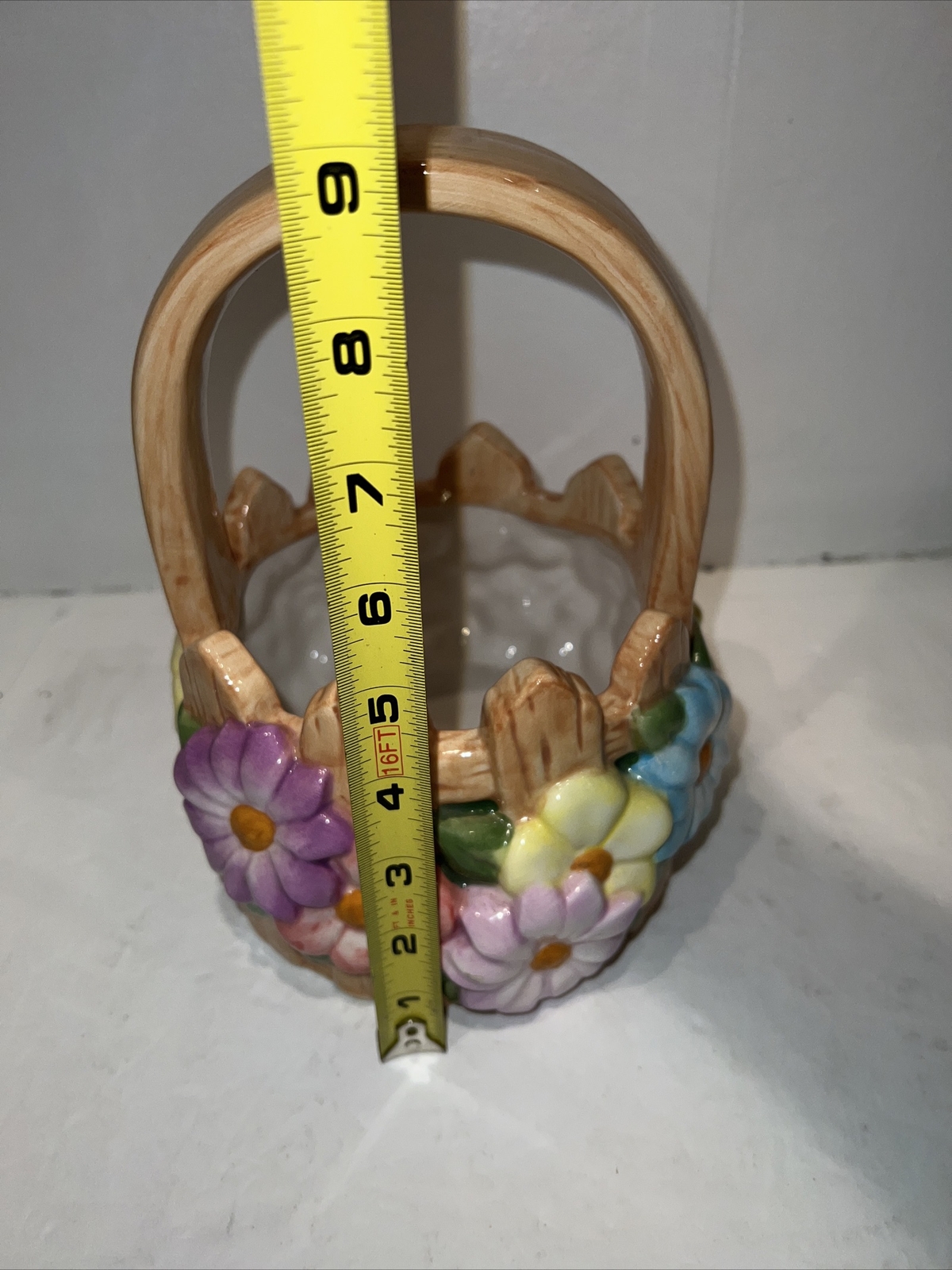 Teleflora Ceramic Picket Fence Basket with Flowers, Spring/ Easter Decor EUC