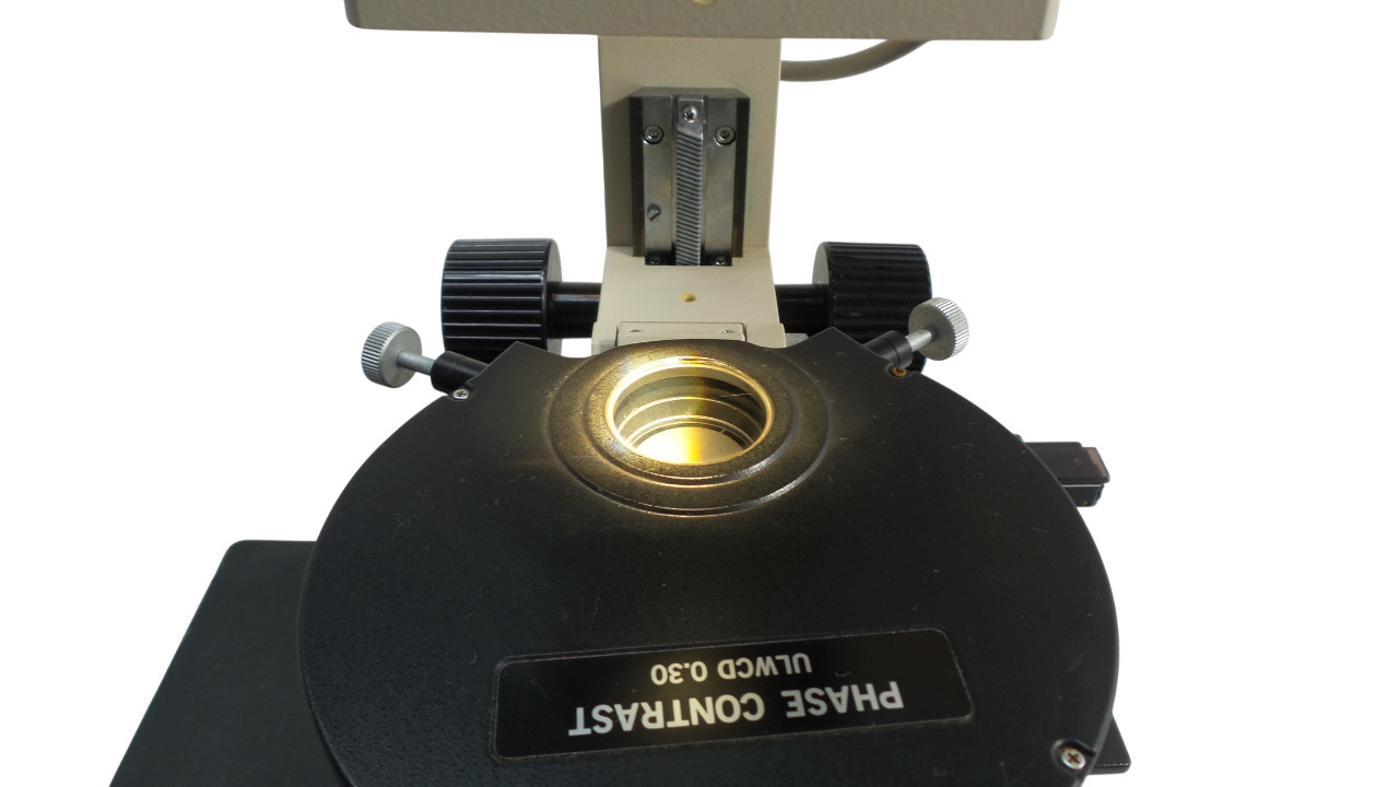 Olympus IMT-2 Inverted Microscope W/ 5 Objectives - Free Shipping